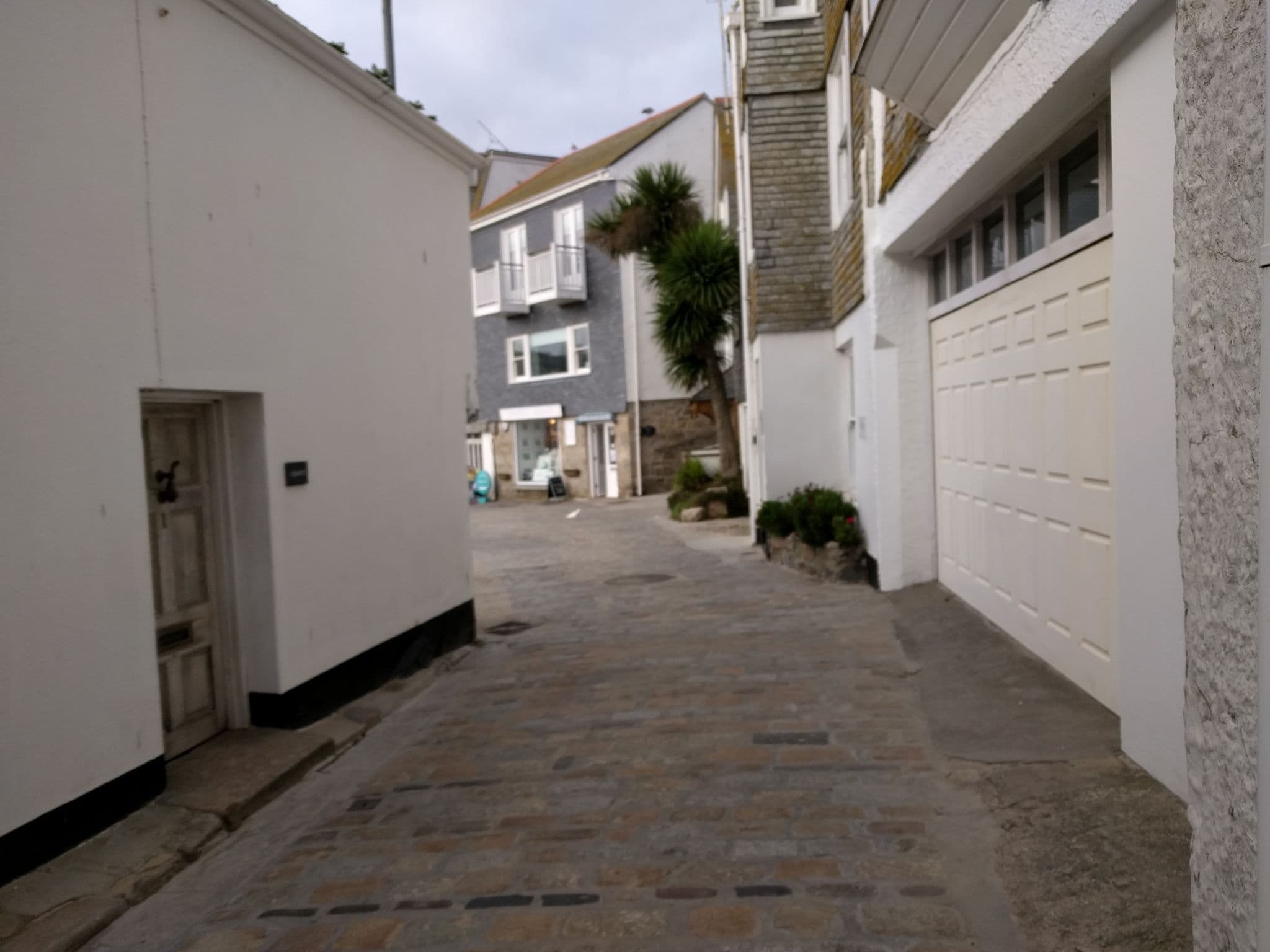 Street view near Seaside House, St Ives — © ebel (CC BY-SA · Mapillary)