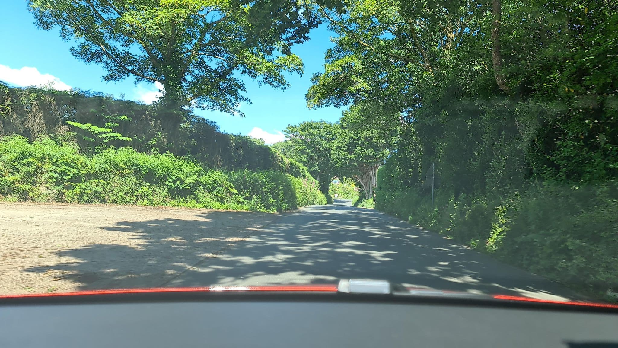 Street view near The Woodpecker B+B, Saint Blazey — © alexanderar (CC BY-SA · Mapillary)