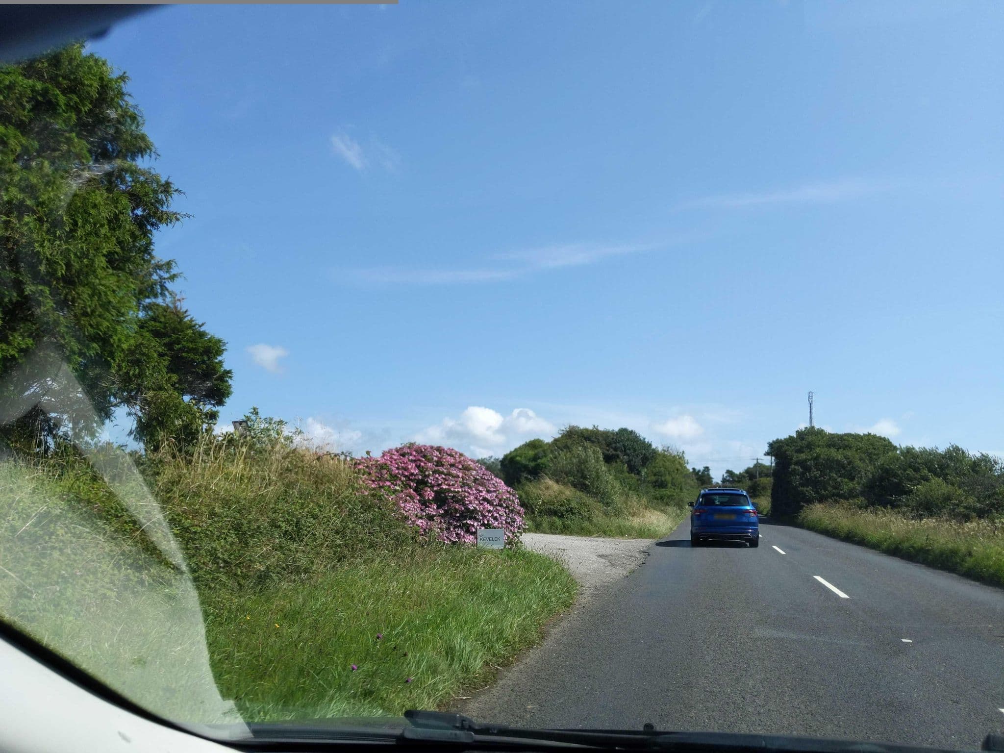 Street view near Pinetree Holidays, Mullion — © WaggyDog (CC BY-SA · Mapillary)
