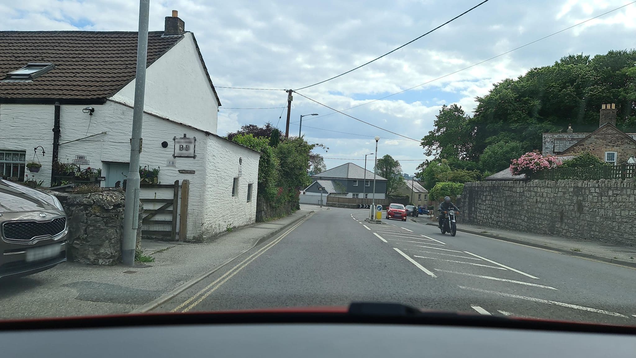 Street view near Emms Cottage, Saint Blazey — © alexanderar (CC BY-SA · Mapillary)