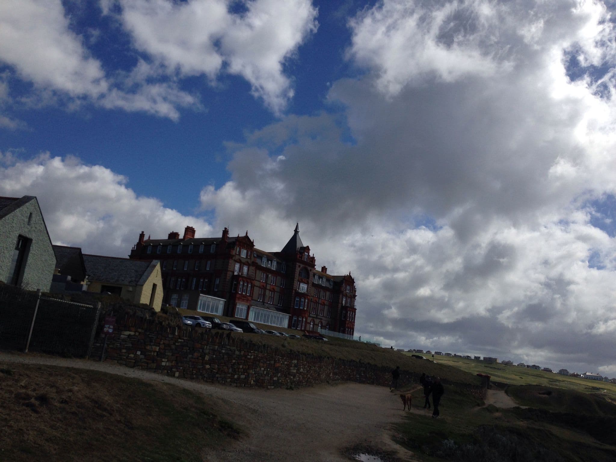 Street view near Headland Cottages, Newquay — © geomapper69 (CC BY-SA · Mapillary)