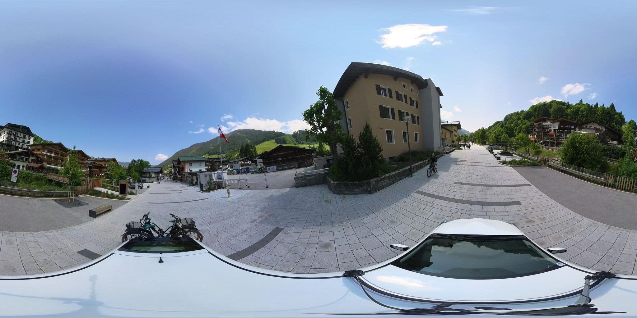 Street view near Hinterglemm, Hinterglemm — © osmplus_org (CC BY-SA · Mapillary)