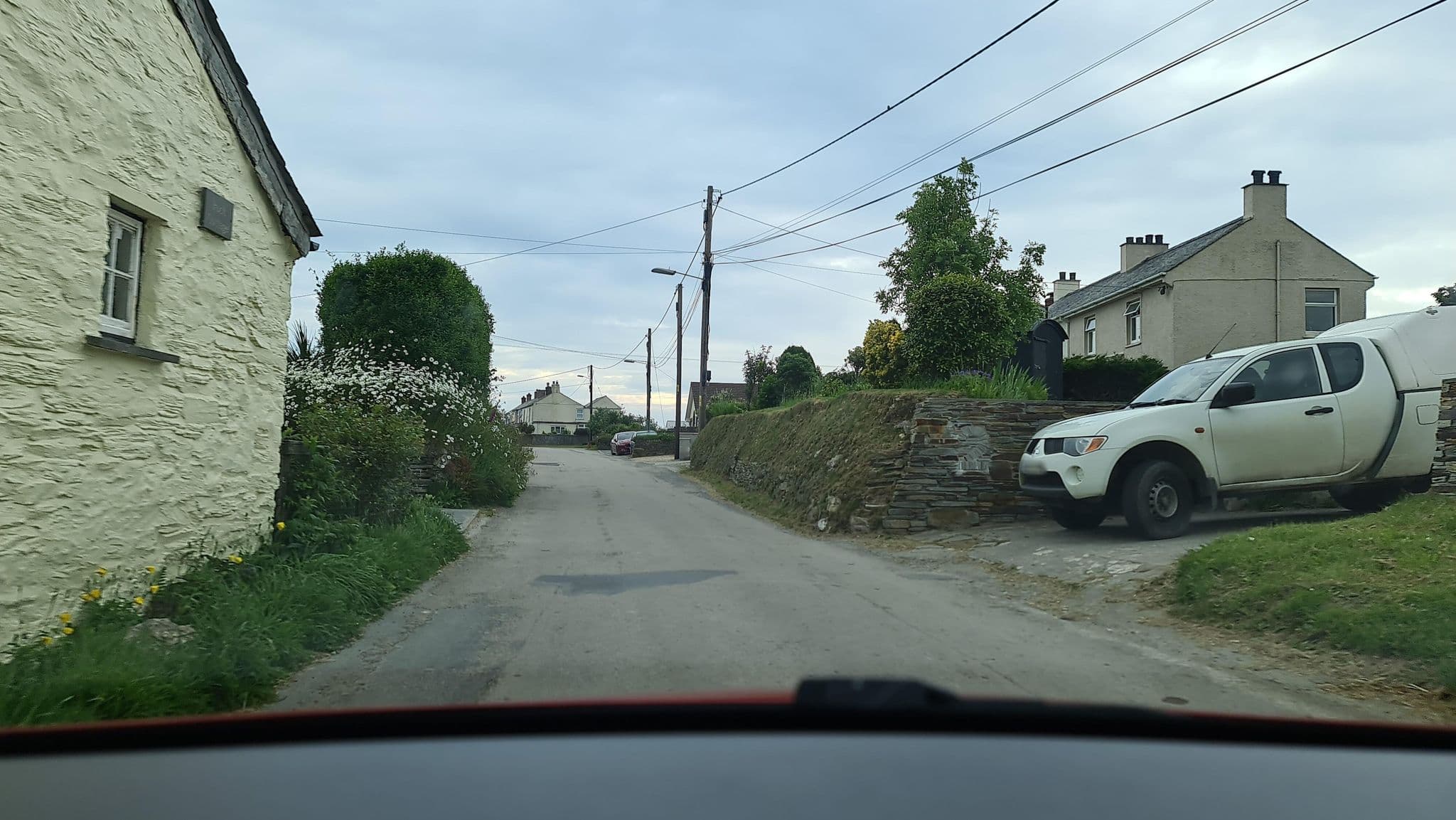 Street view near Cumbrae Holiday Agency, Delabole — © alexanderar (CC BY-SA · Mapillary)