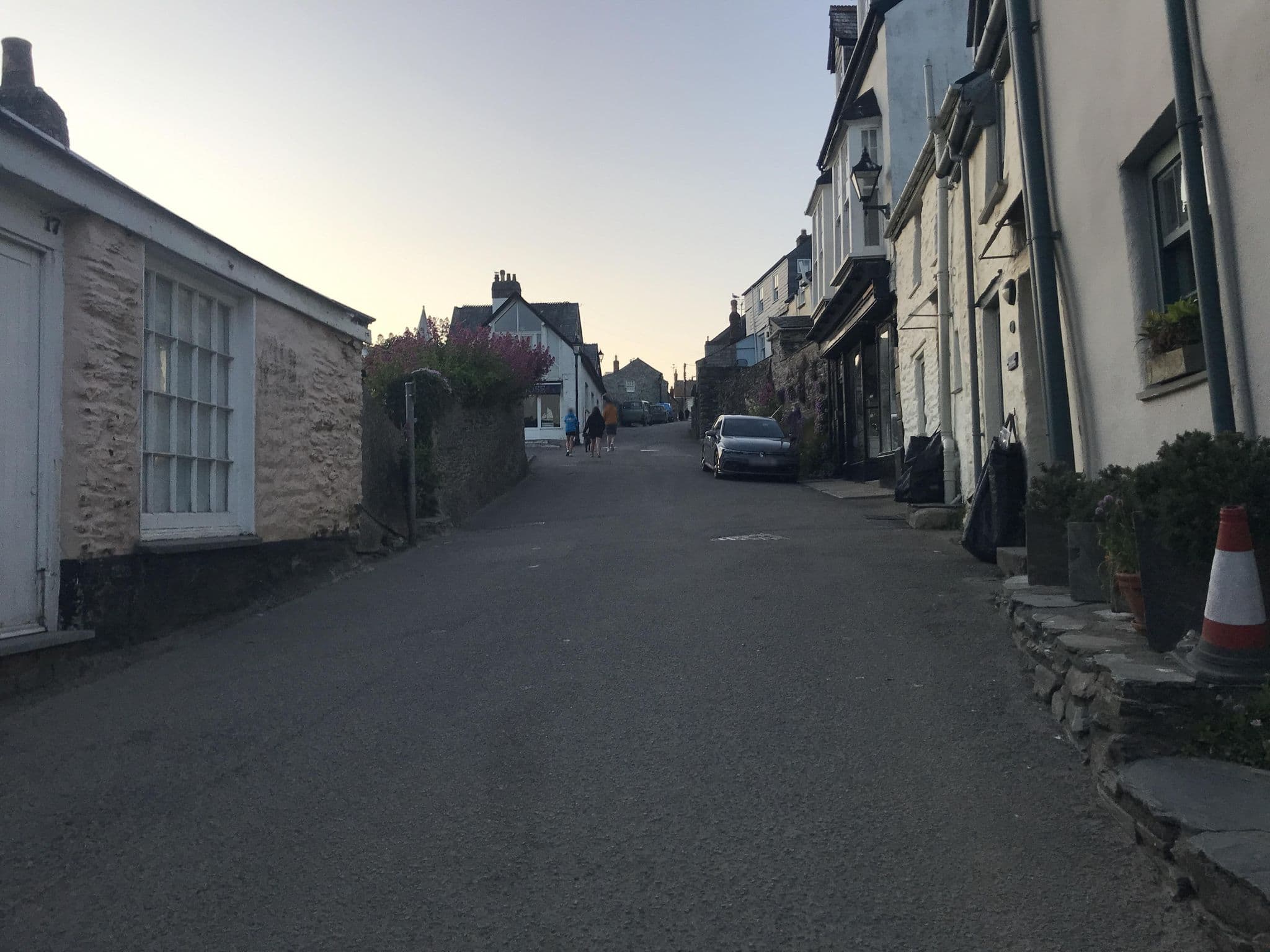 Street view near The Gallery, Polzeath — © miguel_andrade (CC BY-SA · Mapillary)