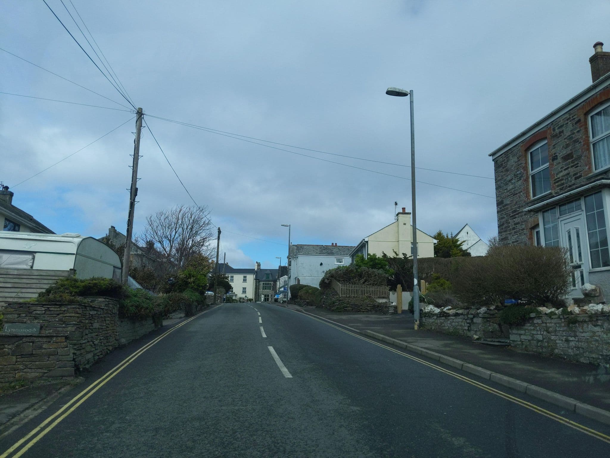 Street view near The Gwelva, Tintagel — © WaggyDog (CC BY-SA · Mapillary)