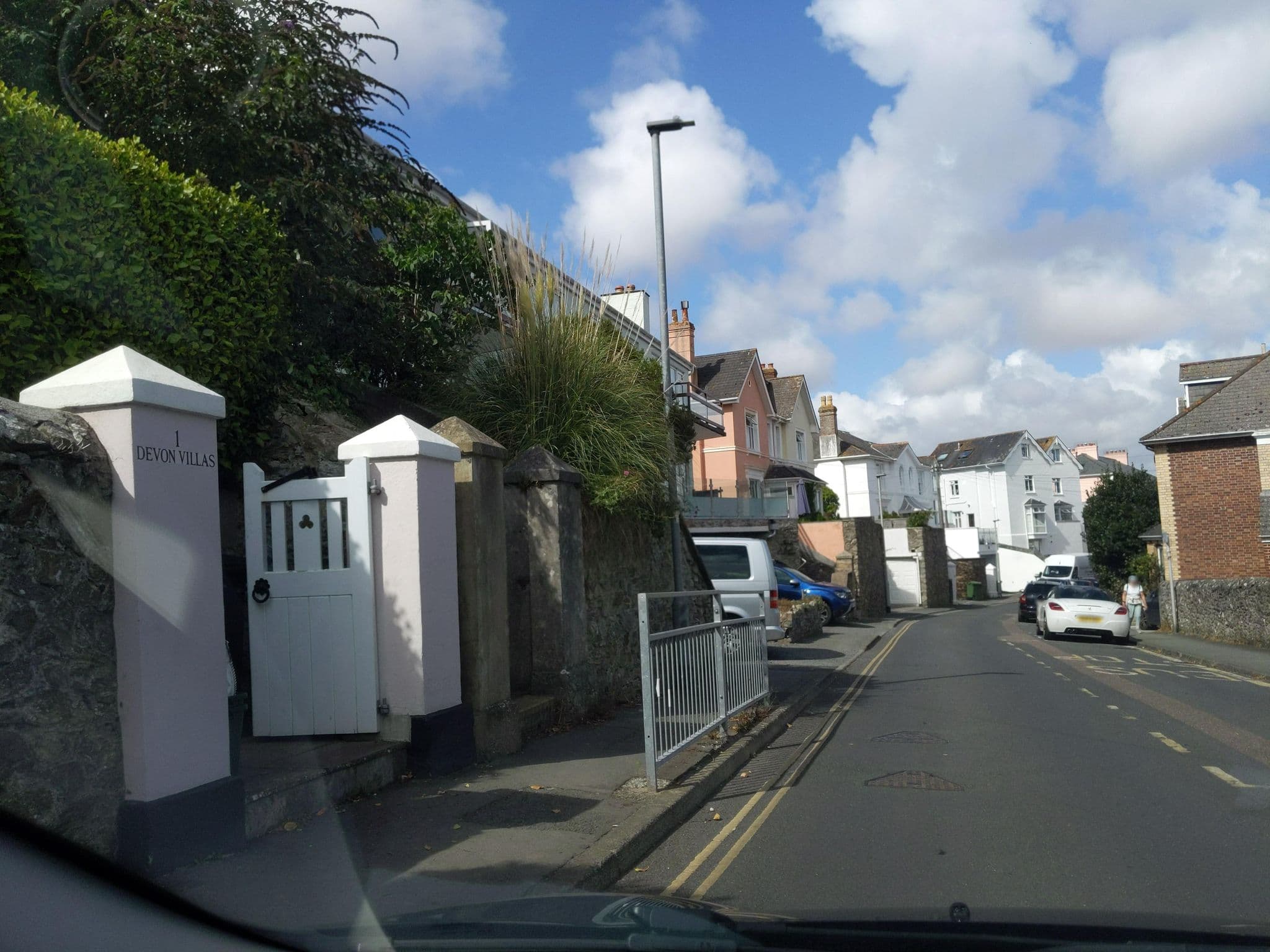 Street view near Ria view, Salcombe — © WaggyDog (CC BY-SA · Mapillary)