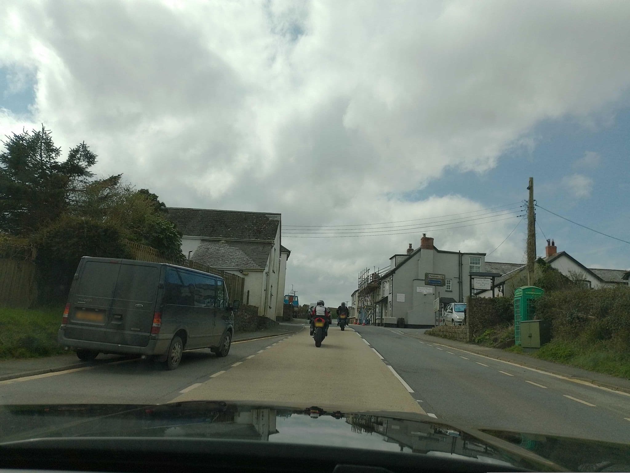 Street view near West Goldsworthy Farm, Bideford — © laye (CC BY-SA · Mapillary)