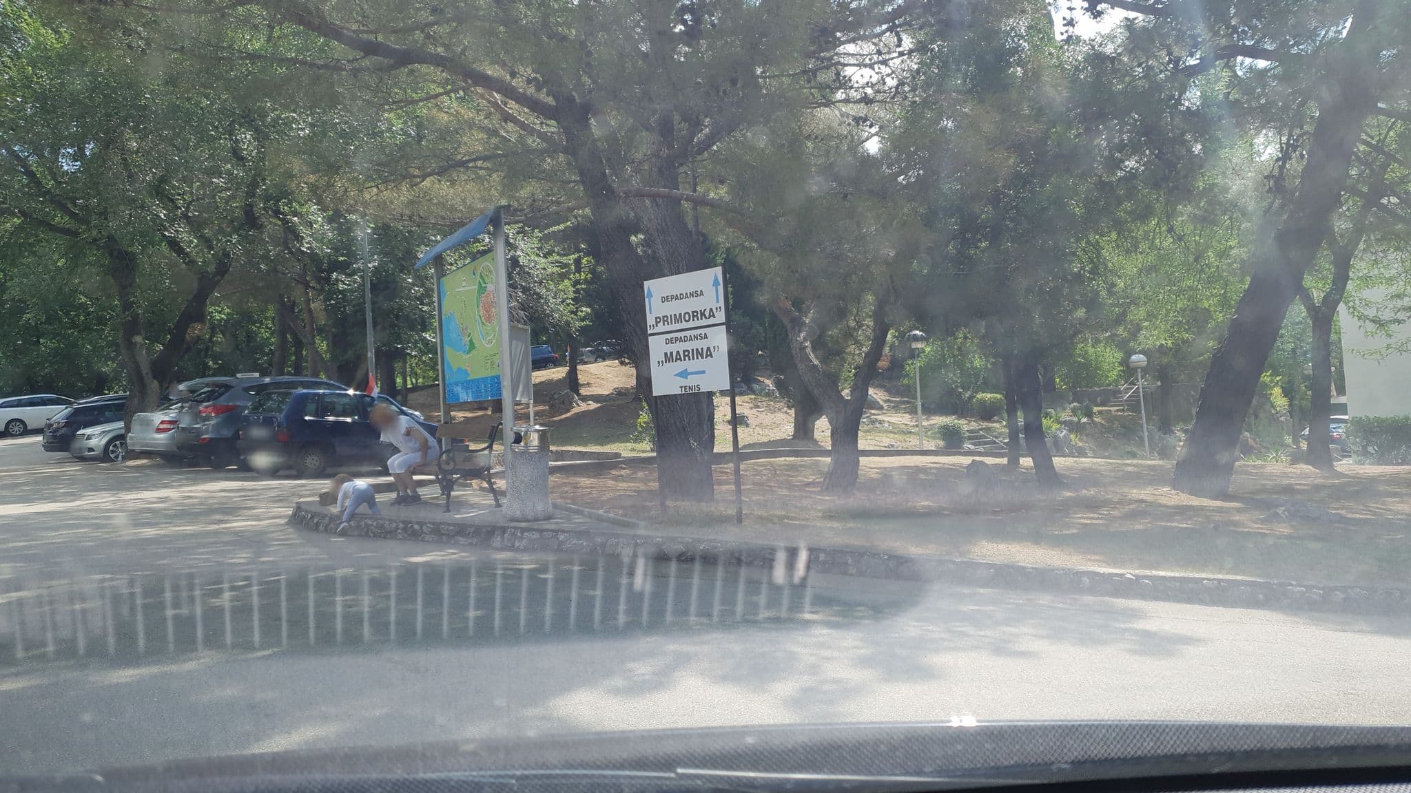 Street view near Adriatic Omisalj, Omišalj — © b166er (CC BY-SA · Mapillary)