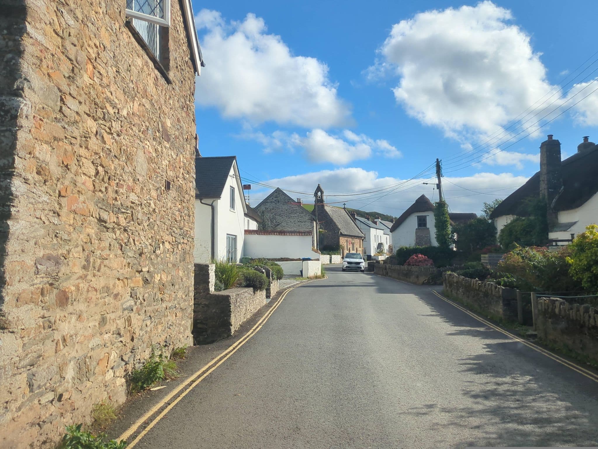 Street view near The Barn, Braunton — © swinetown (CC BY-SA · Mapillary)