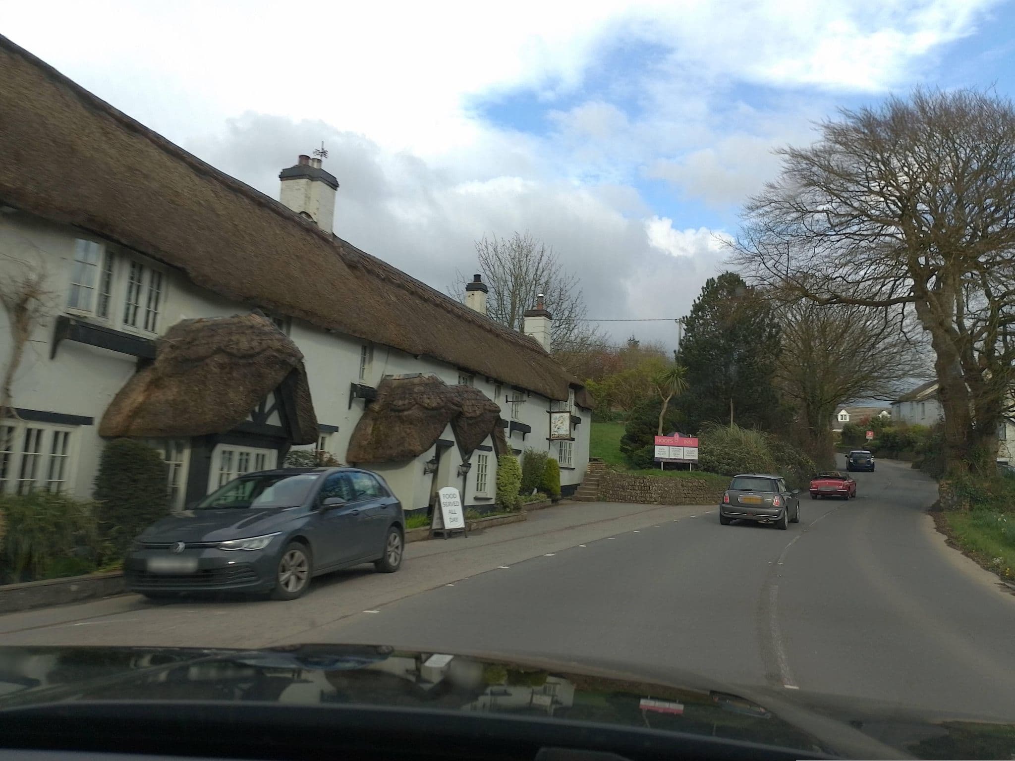 Street view near The Hoops Inn, Bideford — © laye (CC BY-SA · Mapillary)