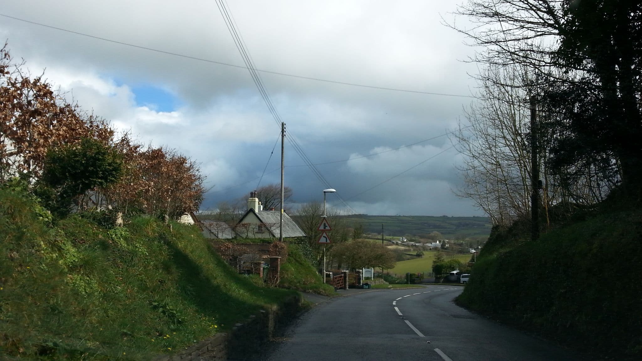 Street view near The Spinney Country Guest House, Barnstaple — © adam2 (CC BY-SA · Mapillary)