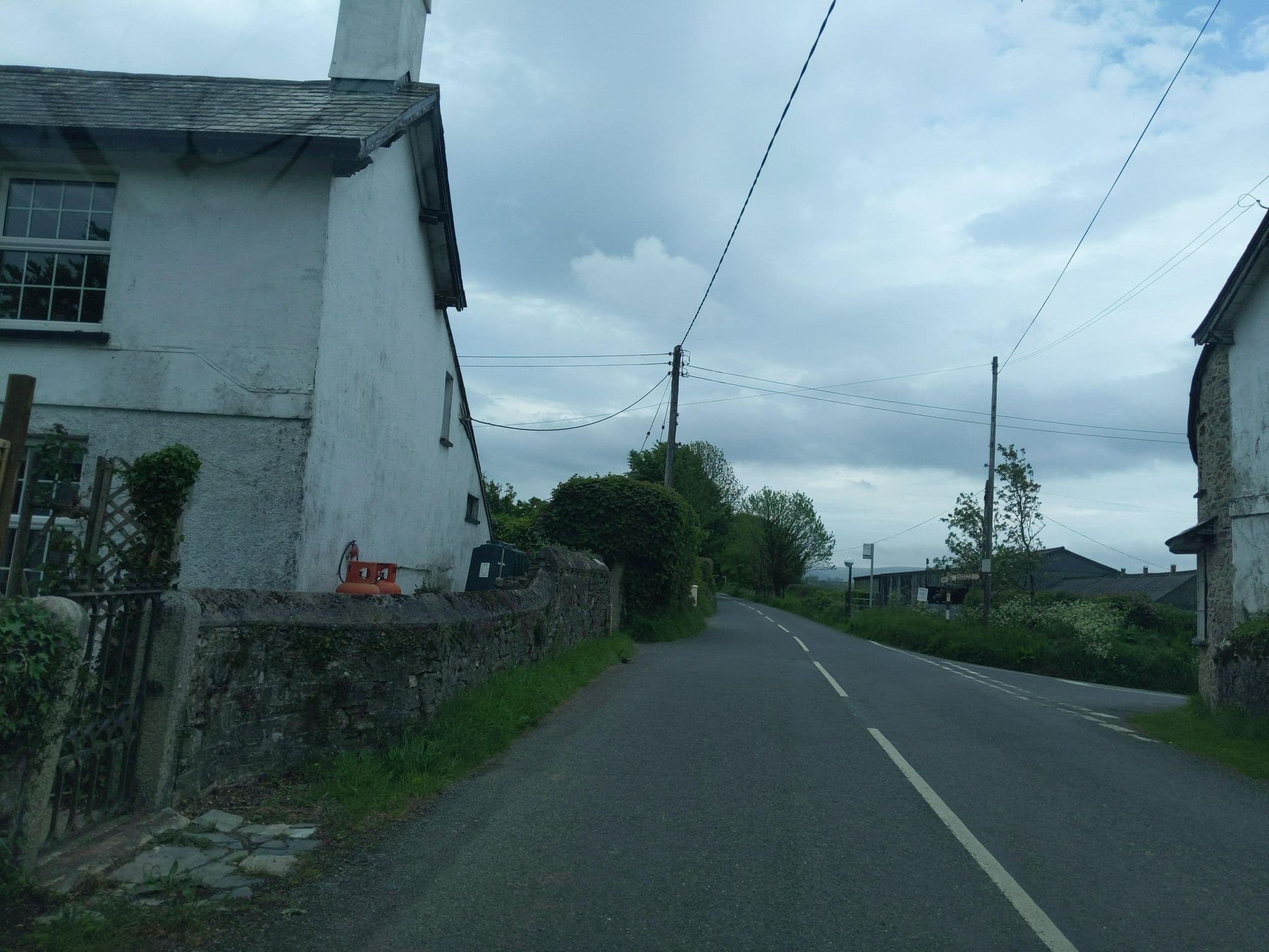 Street view near Rosebank Barn, Tavistock — © WaggyDog (CC BY-SA · Mapillary)