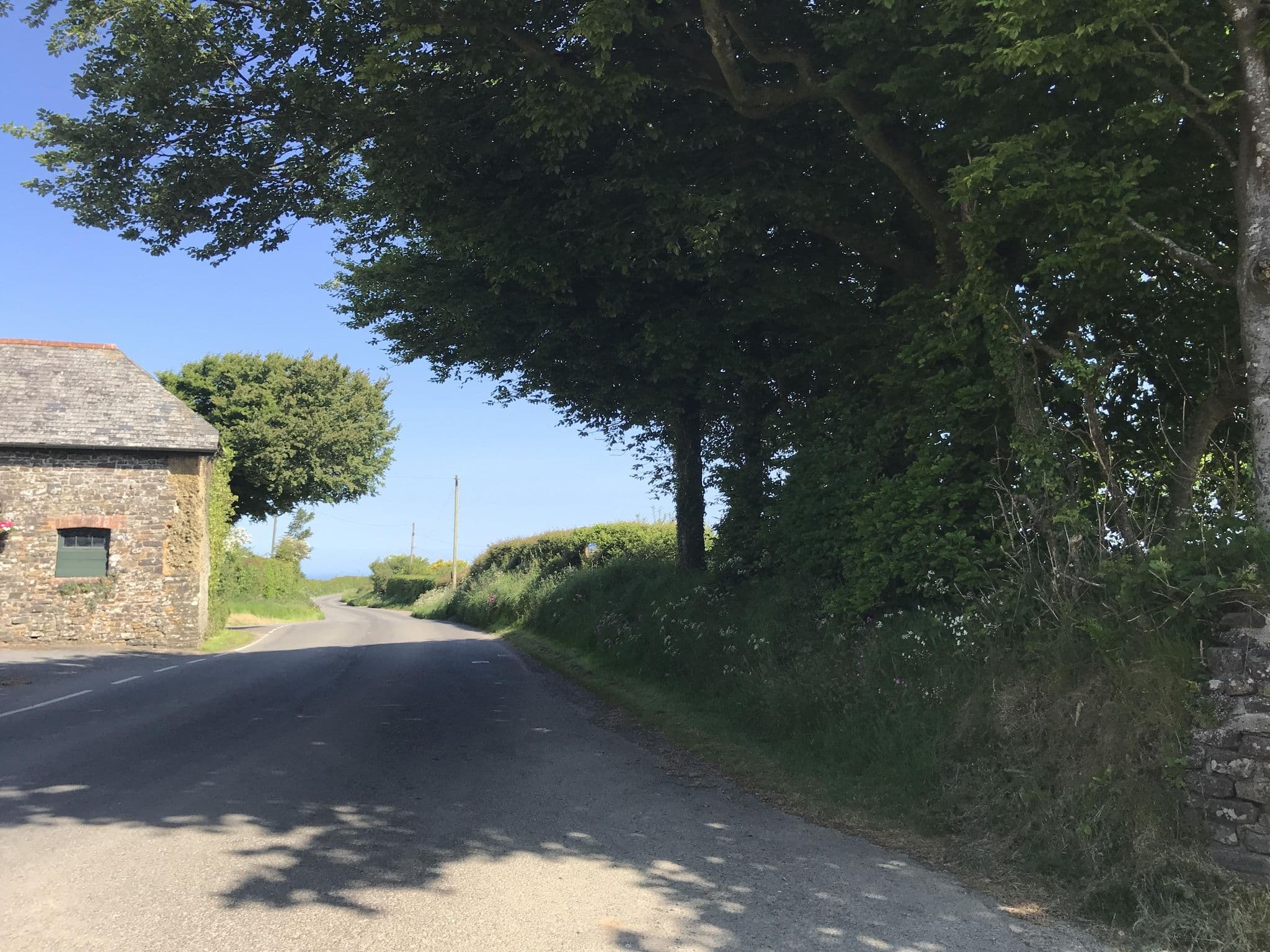 Street view near East Dyke Farmhouse, Northam — © miguel_andrade (CC BY-SA · Mapillary)