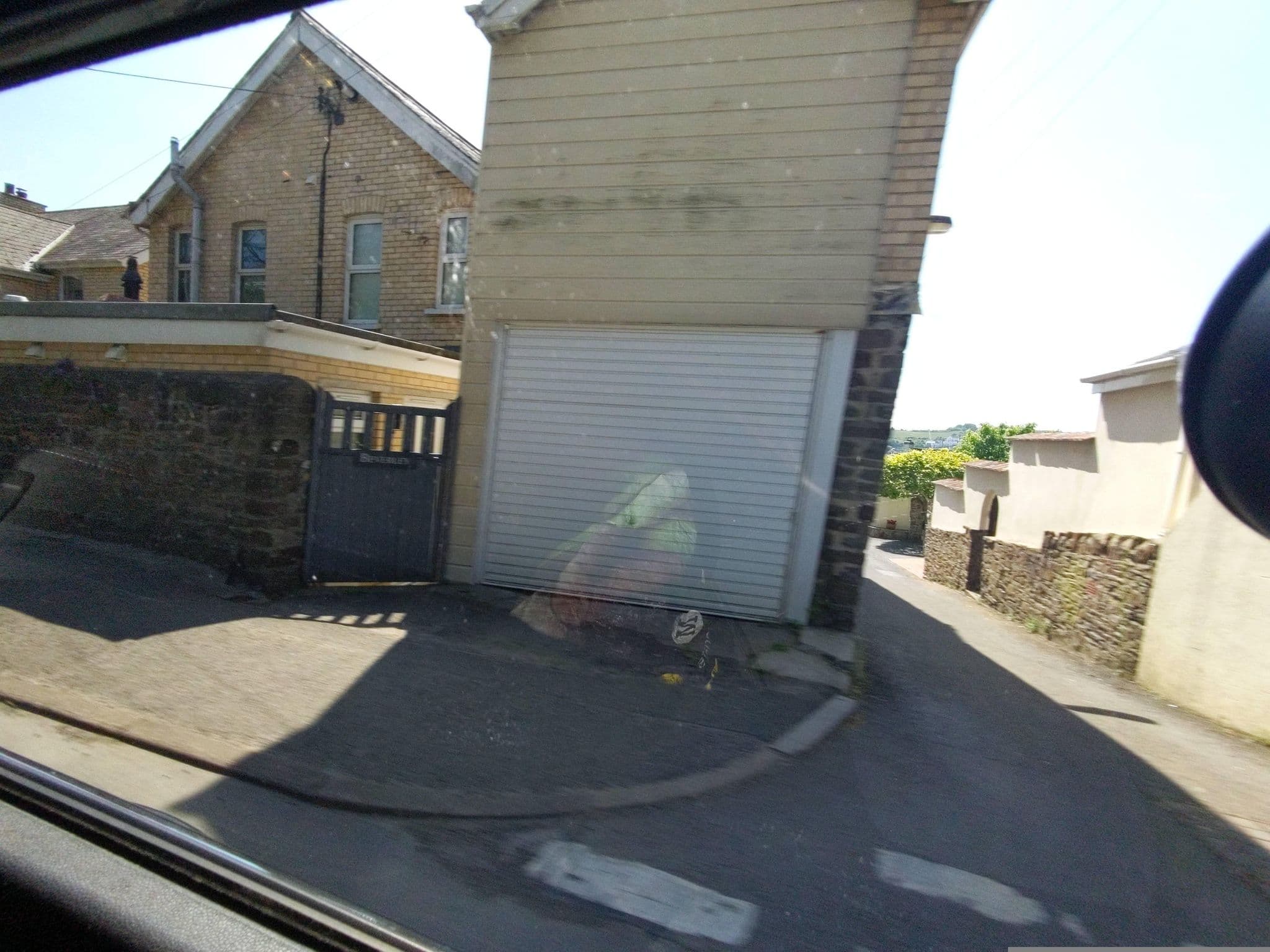 Street view near The Royal Hotel, Appledore — © WaggyDog (CC BY-SA · Mapillary)