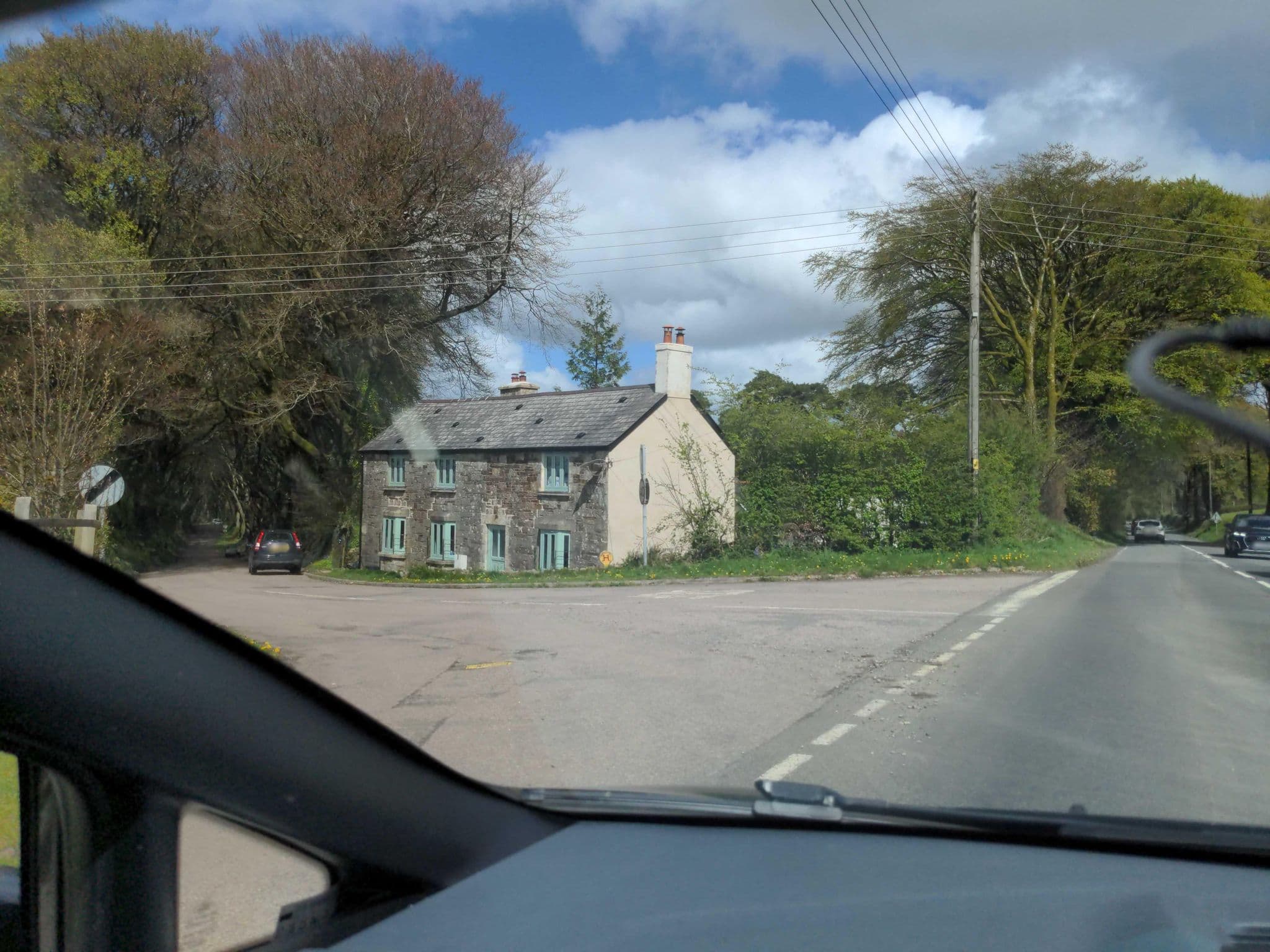 Street view near Fox & Hounds Hotel, Okehampton — © WaggyDog (CC BY-SA · Mapillary)