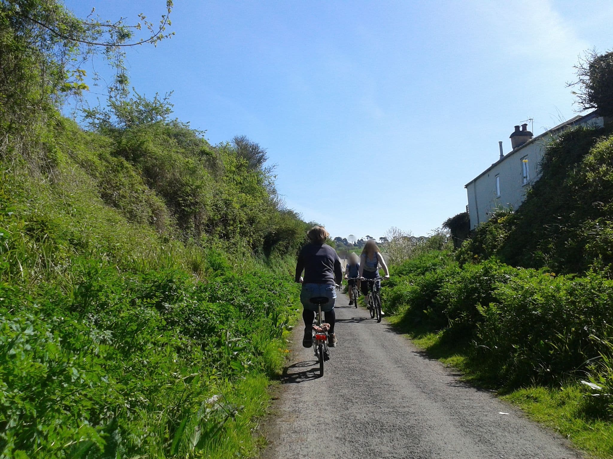 Street view near Nanny's Cottage Instow, Appledore — © cyclestreets (CC BY-SA · Mapillary)