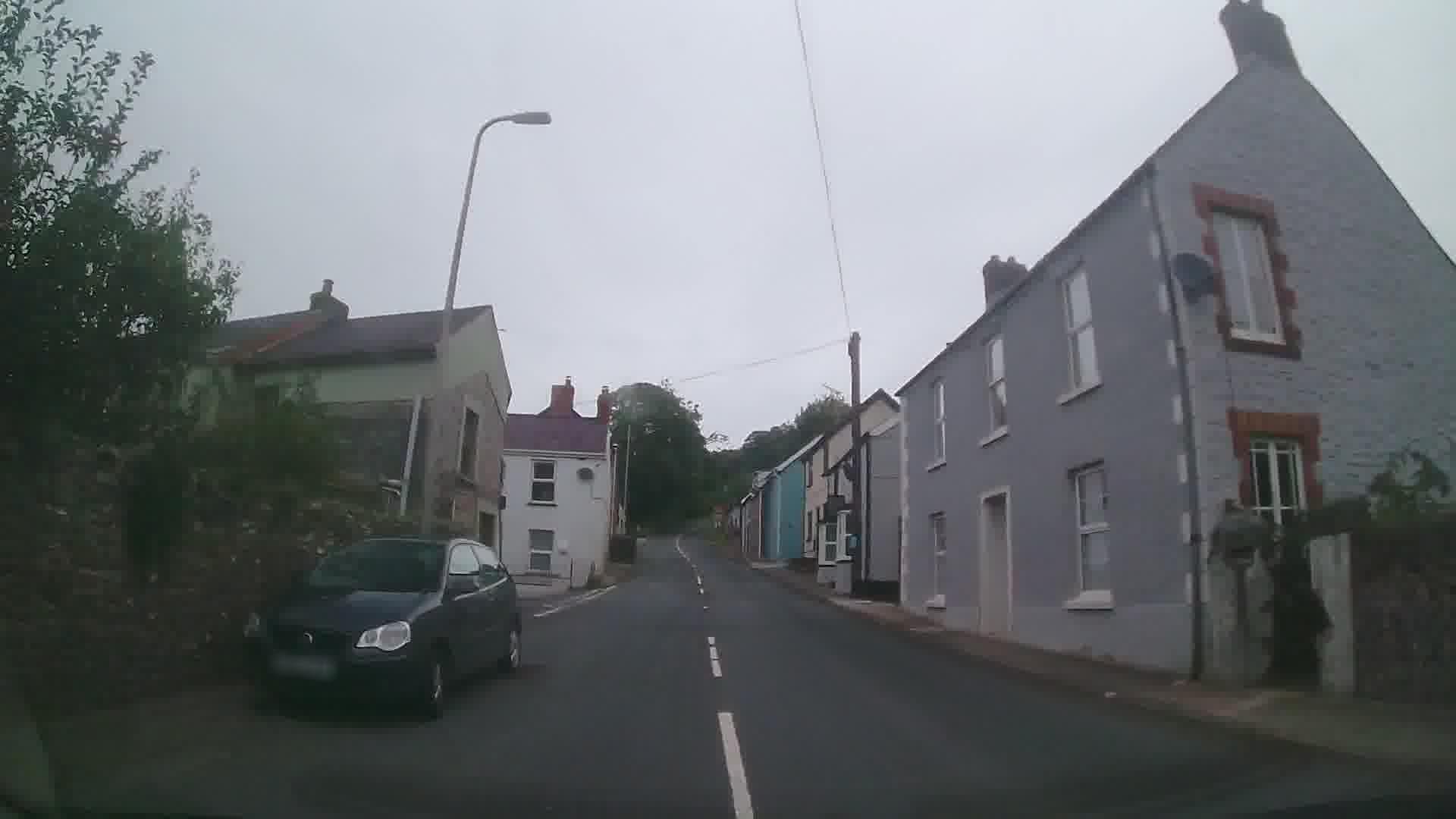 Street view near Ye Old Farmers Arms, Saint Clears — © trigpoint (CC BY-SA · Mapillary)