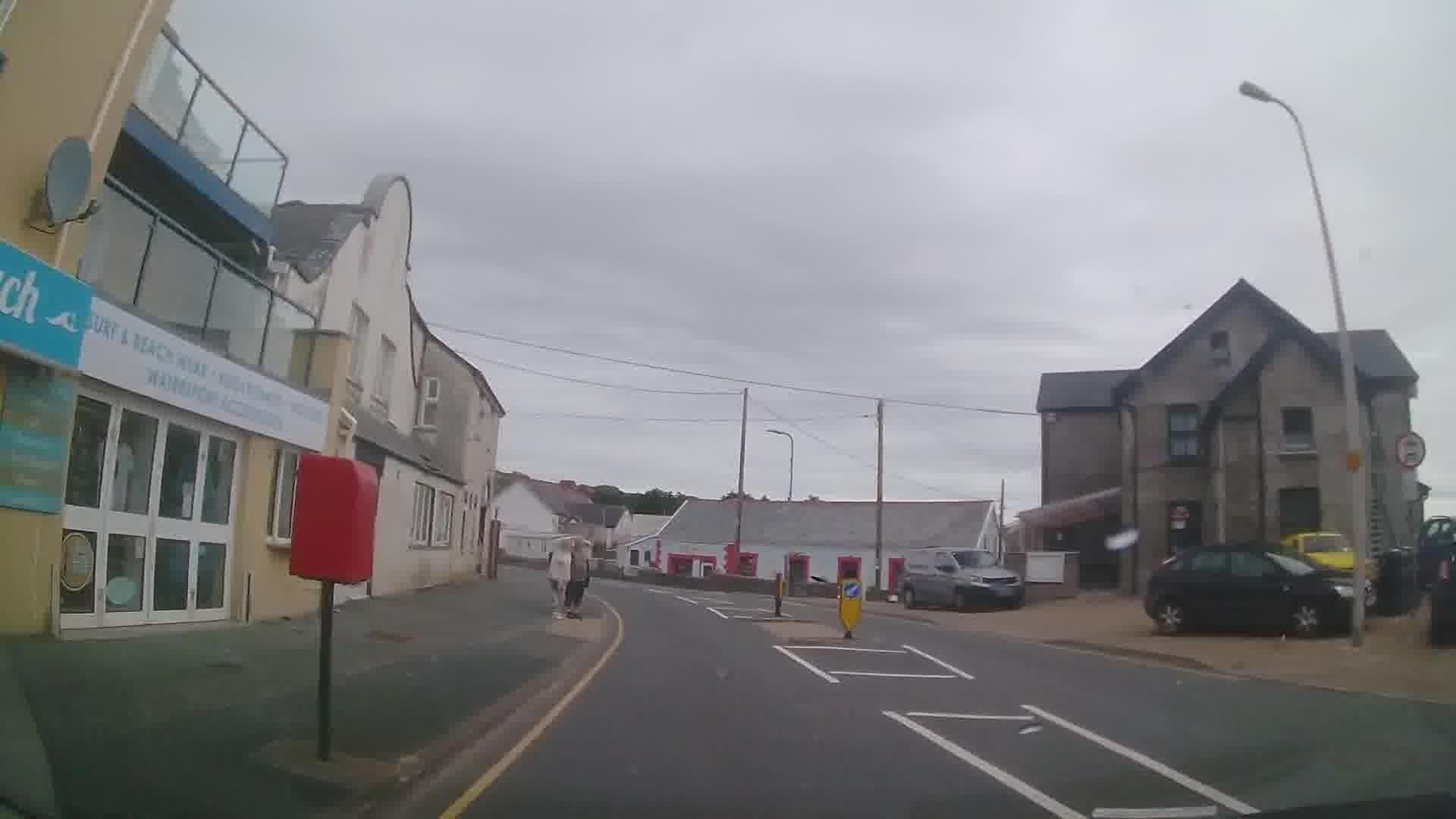 Street view near Beach Hotel, Whitland — © trigpoint (CC BY-SA · Mapillary)