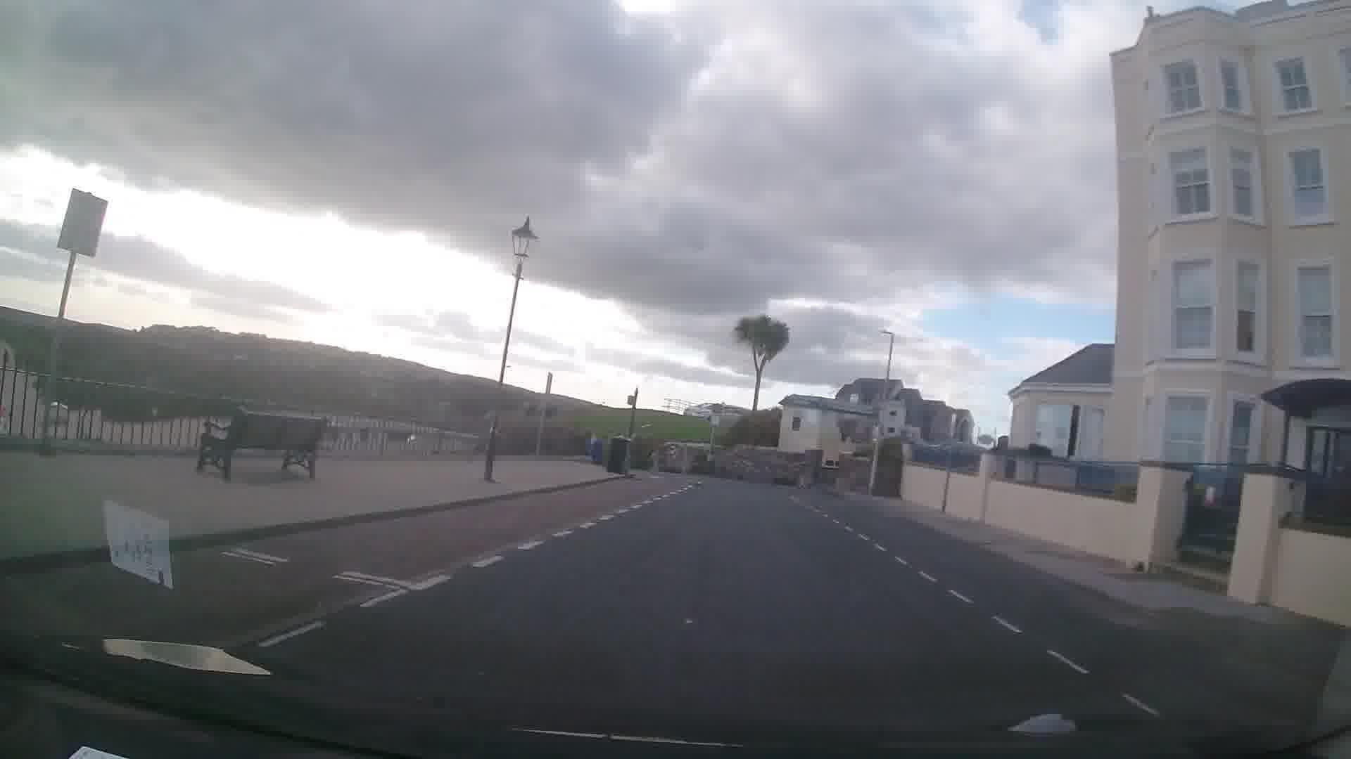 Street view near South Beach Court 12A - FBM Holidays, Tenby — © trigpoint (CC BY-SA · Mapillary)