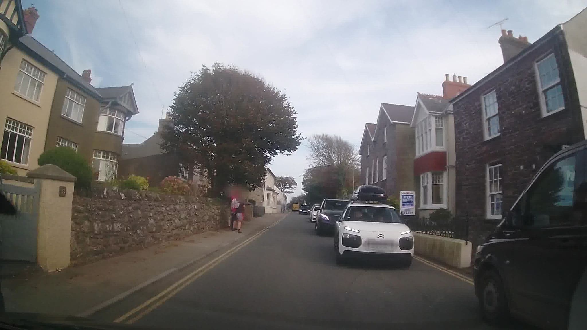 Street view near Grove Hotel by Marston's Inns, Saint Davids — © trigpoint (CC BY-SA · Mapillary)