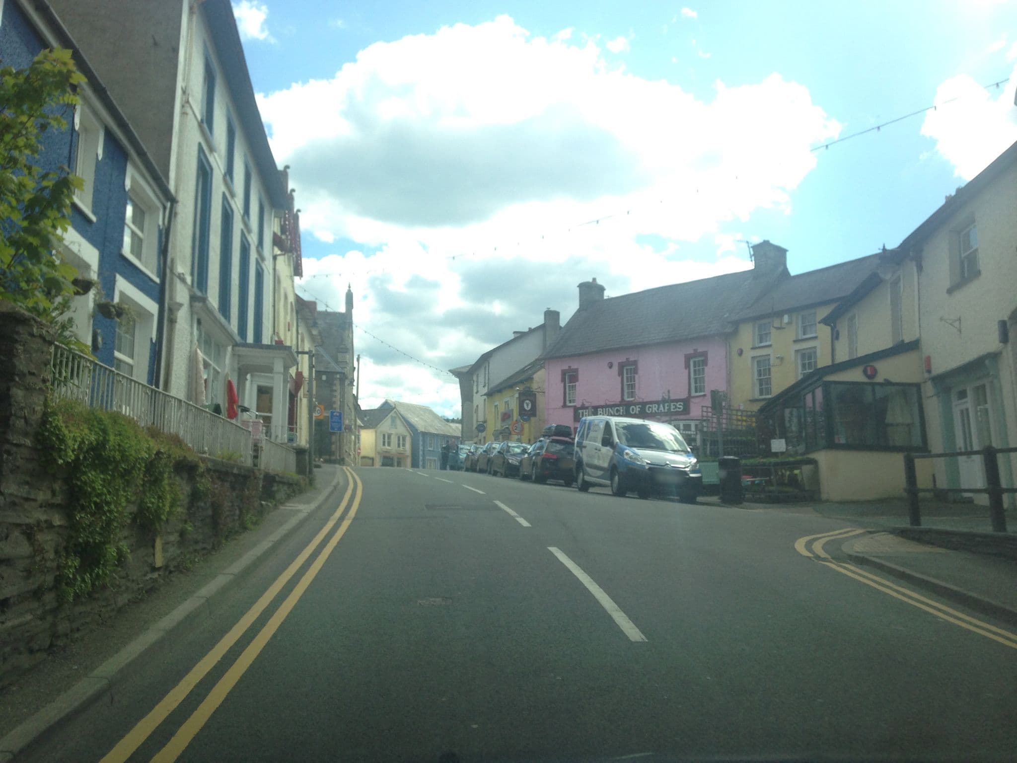 Street view near Emlyn Arms Hotel, Newcastle Emlyn — © jih (CC BY-SA · Mapillary)