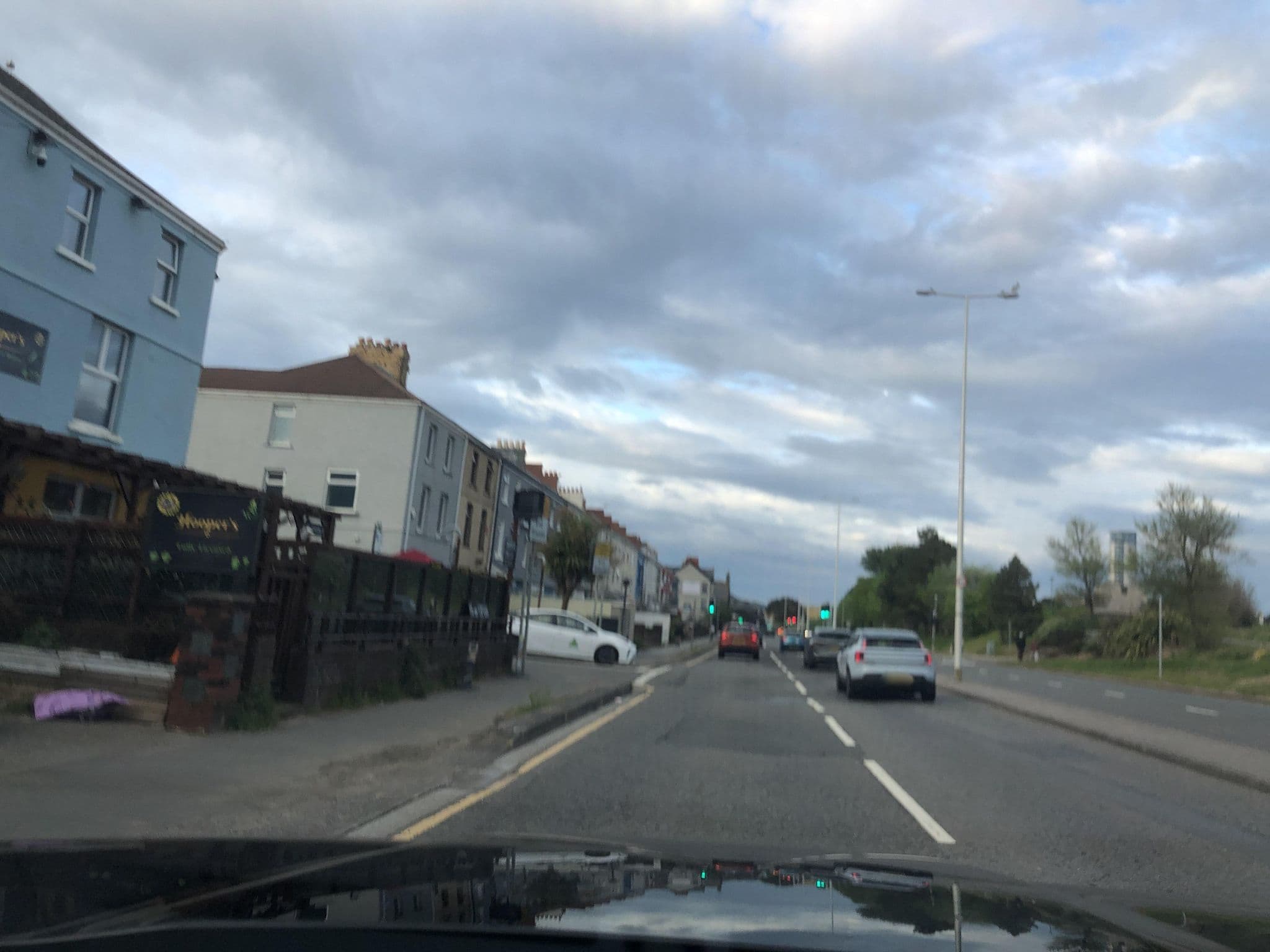 Street view near Gurdas Somal, Swansea — © laye (CC BY-SA · Mapillary)