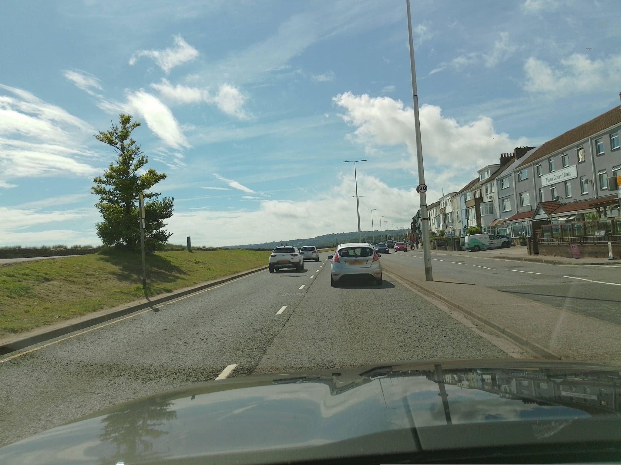 Street view near The Arches, Swansea — © laye (CC BY-SA · Mapillary)