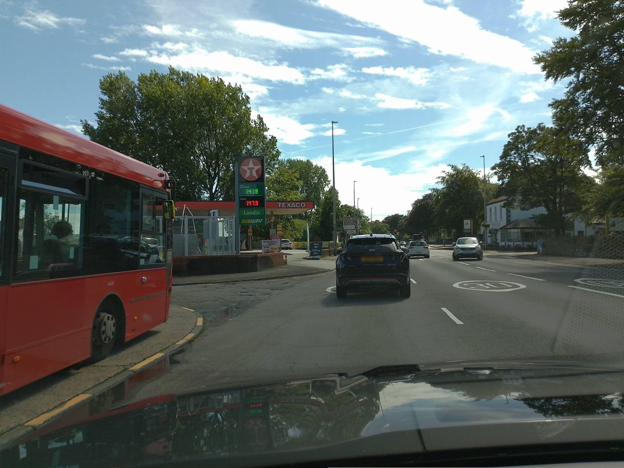 Street view near Mumbles & Swansea Holiday Homes, Dunvant — © laye (CC BY-SA · Mapillary)