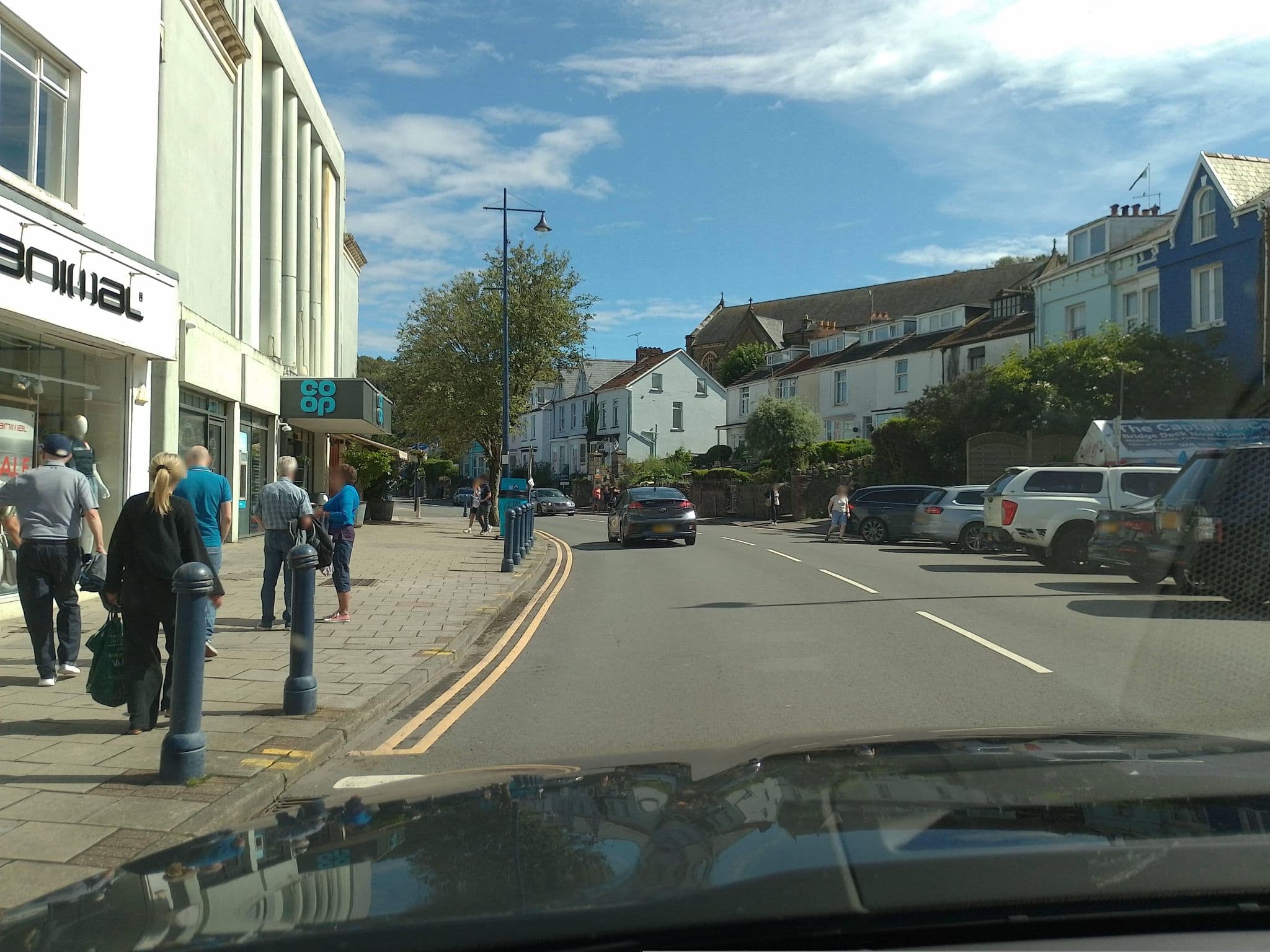 Street view near The Cottage, Bishopston — © laye (CC BY-SA · Mapillary)
