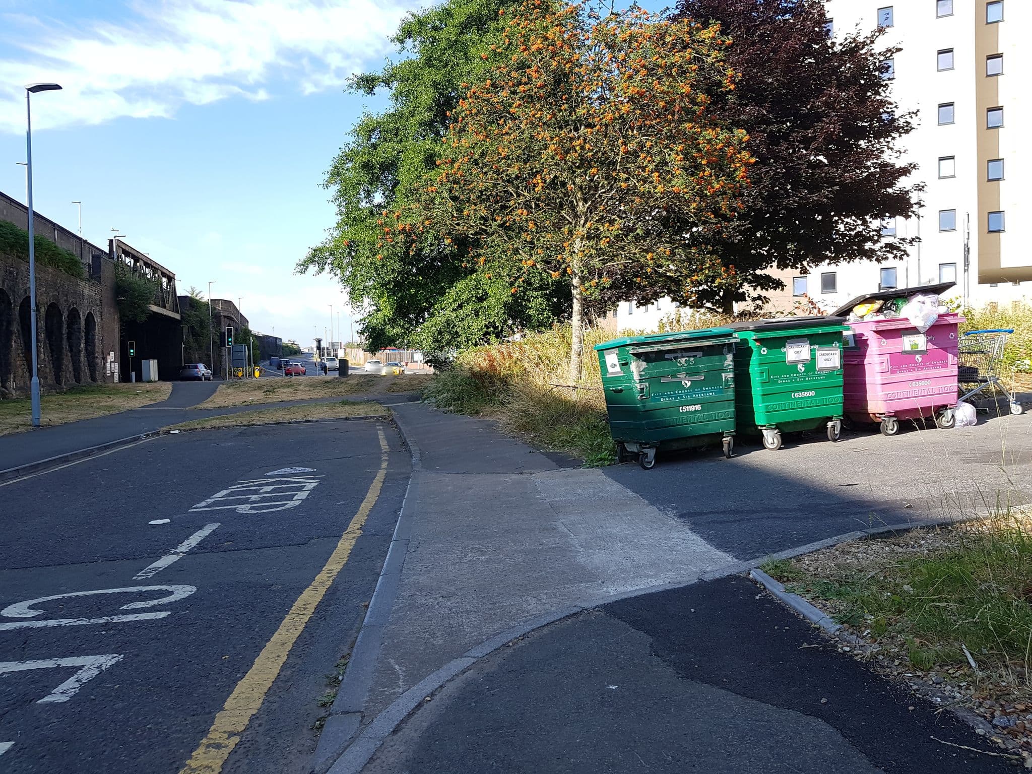 Street view near Dinas Fechan Hostel, Swansea — © matthewitt (CC BY-SA · Mapillary)