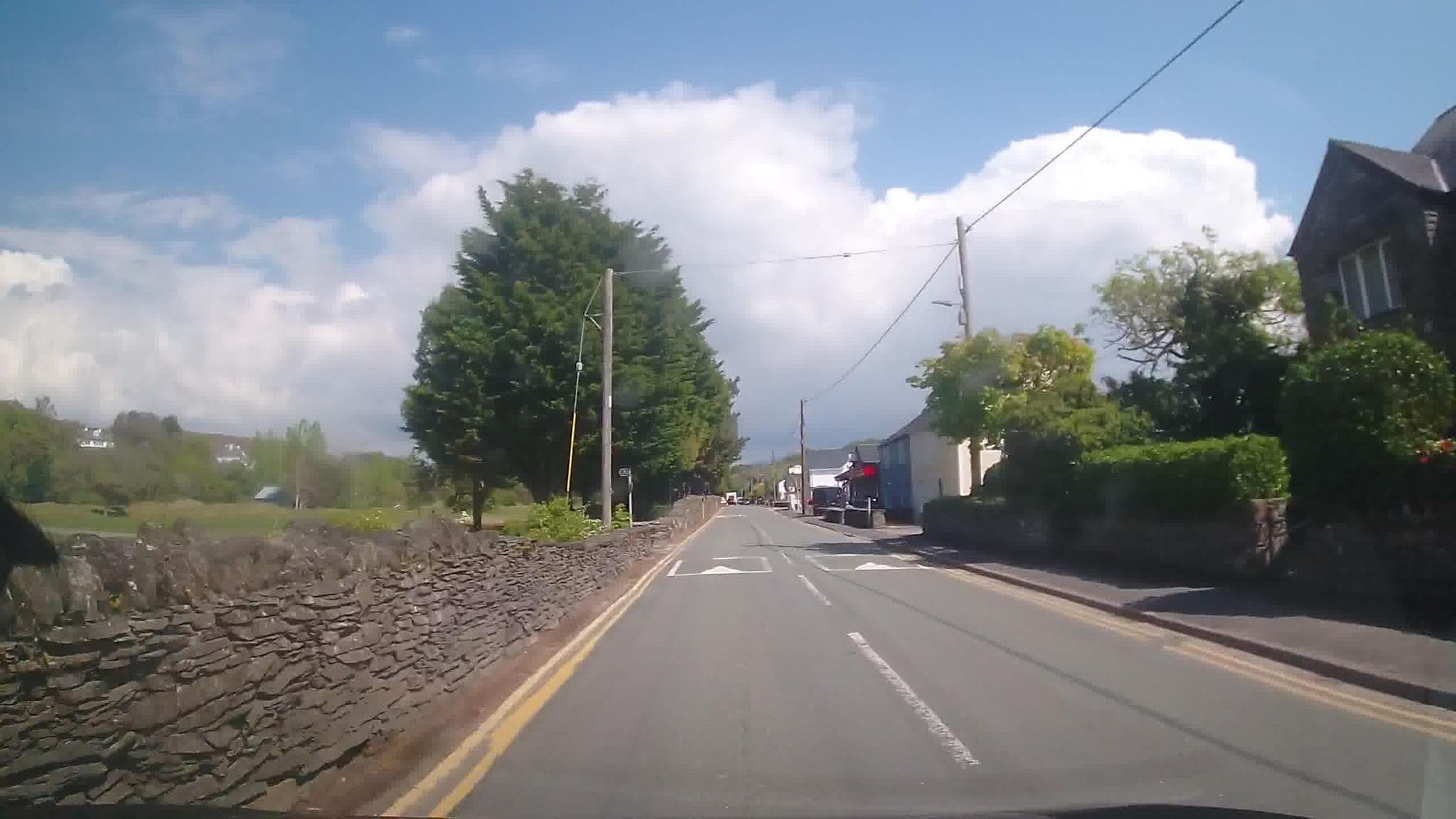Street view near Cerrig Cornel, Porthmadog — © trigpoint (CC BY-SA · Mapillary)