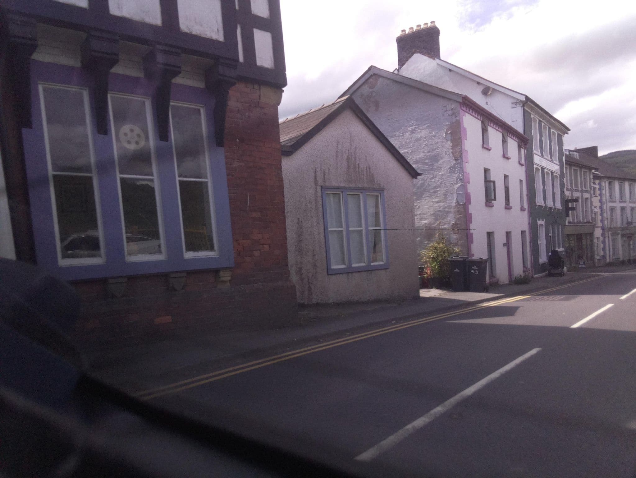 Street view near Glyndwr, Machynlleth — © southglos (CC BY-SA · Mapillary)
