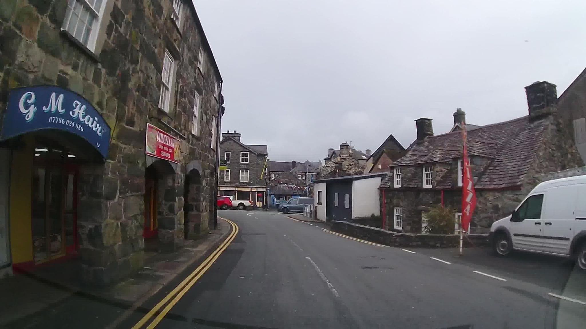 Street view near Clifton House Hotel, Dolgellau — © trigpoint (CC BY-SA · Mapillary)