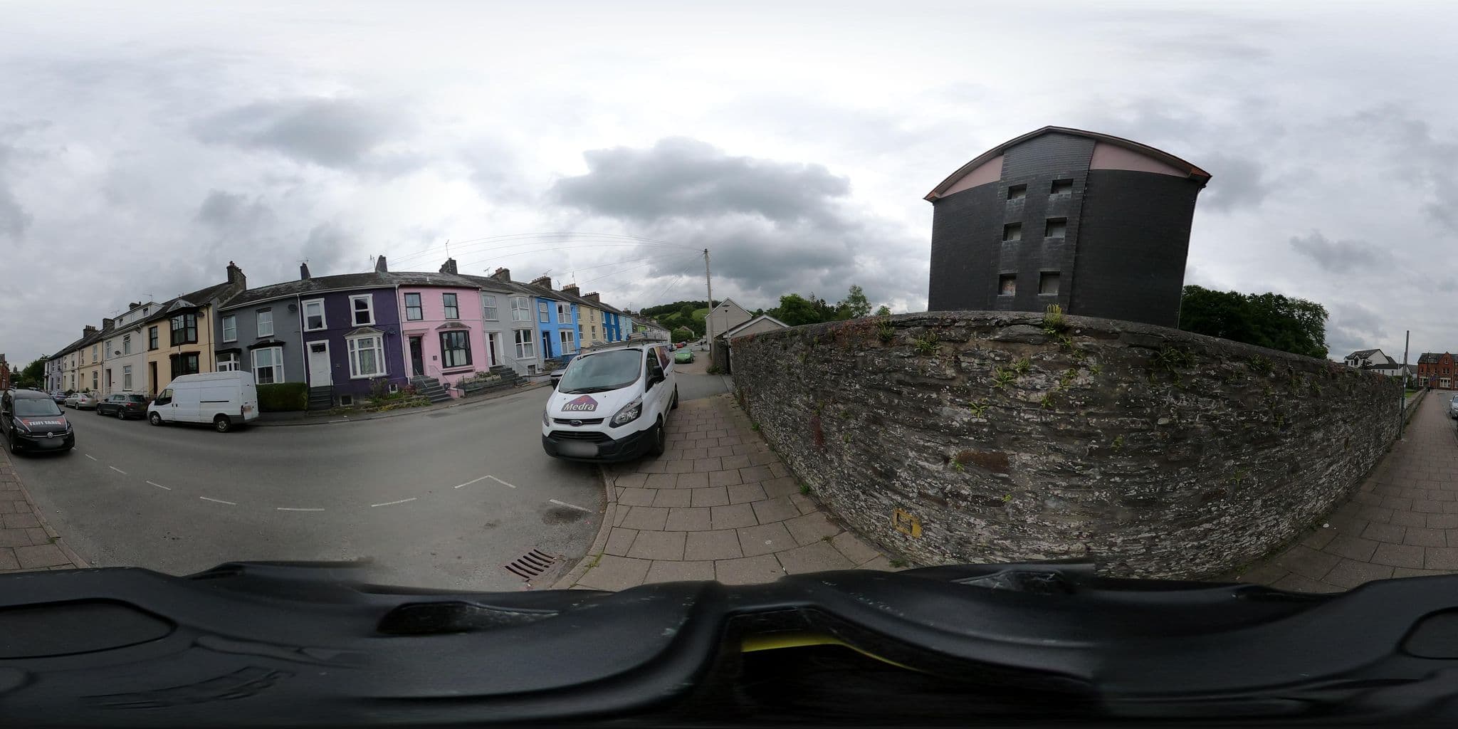 Street view near Haulfan Guest House, Lampeter — © NatchaponJ (CC BY-SA · Mapillary)