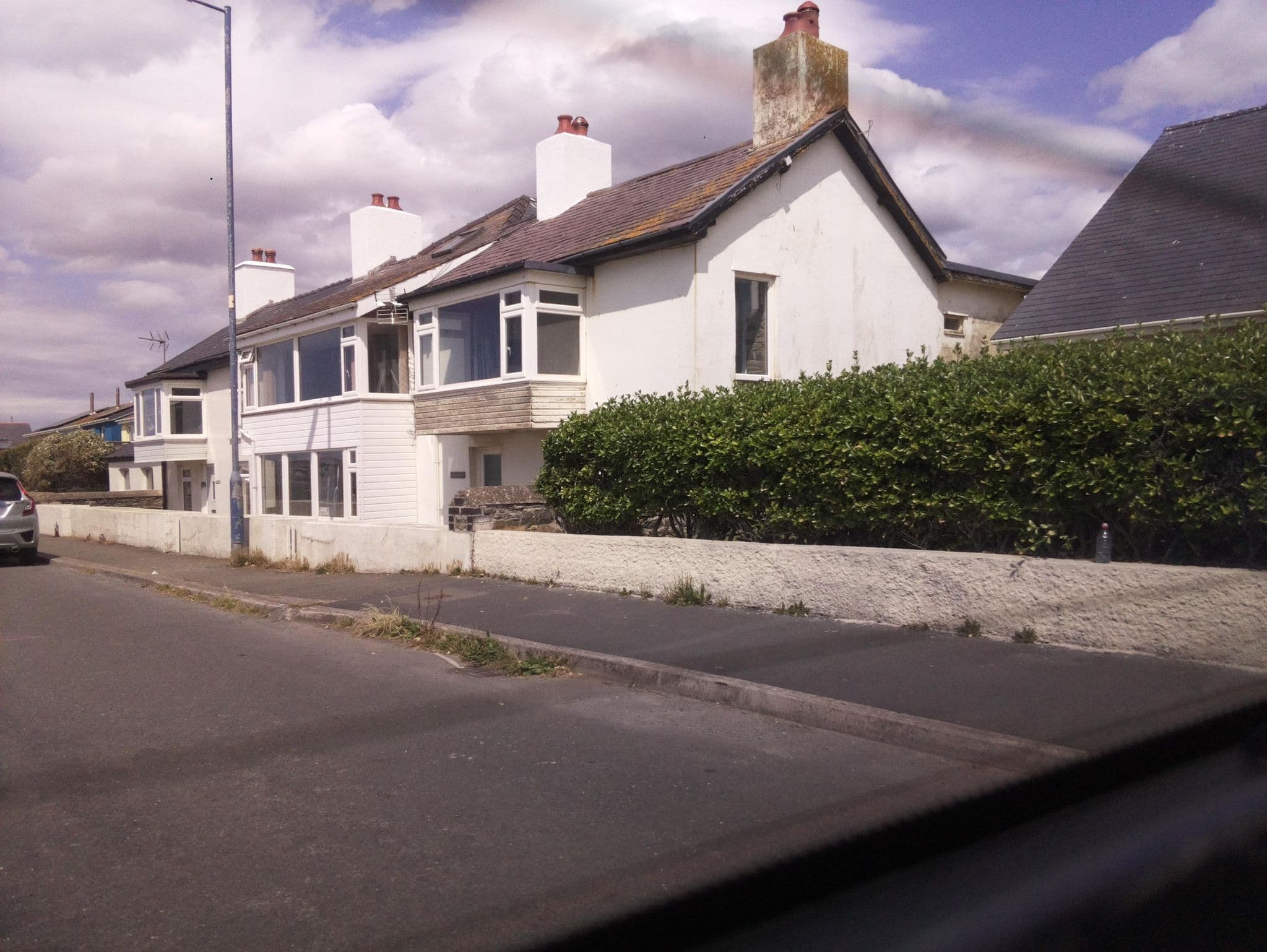 Street view near Glanmor Hotel, Borth — © southglos (CC BY-SA · Mapillary)