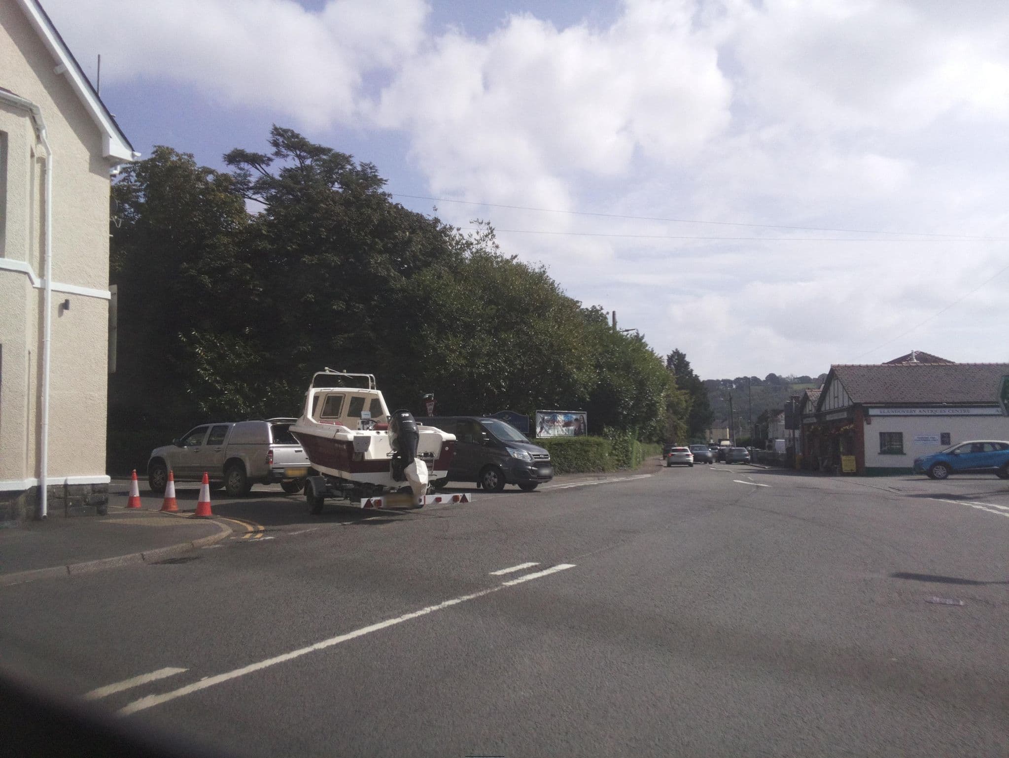 Street view near The Level Crossing, Llandovery — © southglos (CC BY-SA · Mapillary)