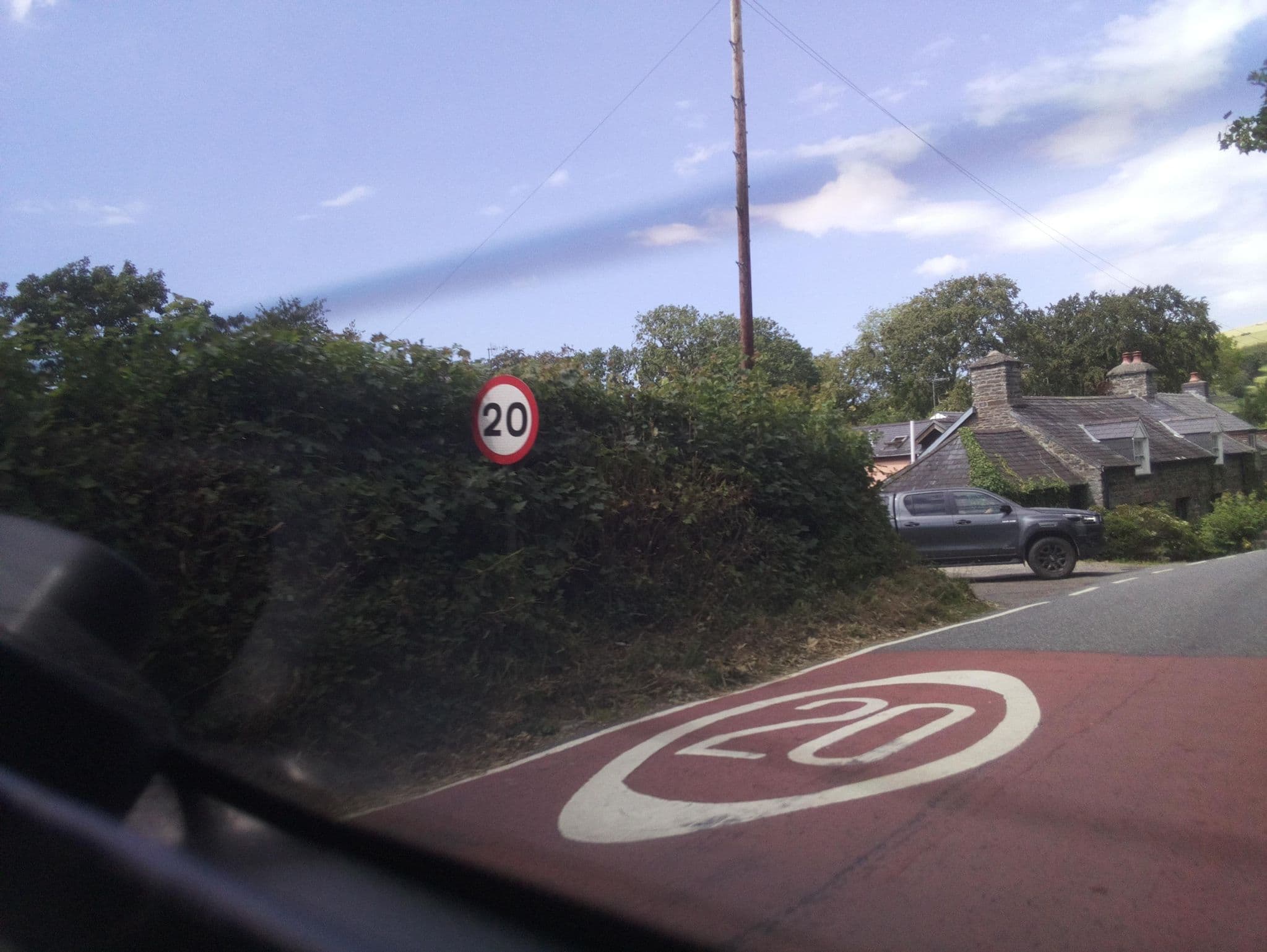 Street view near Penybont B&B, Bow Street — © southglos (CC BY-SA · Mapillary)