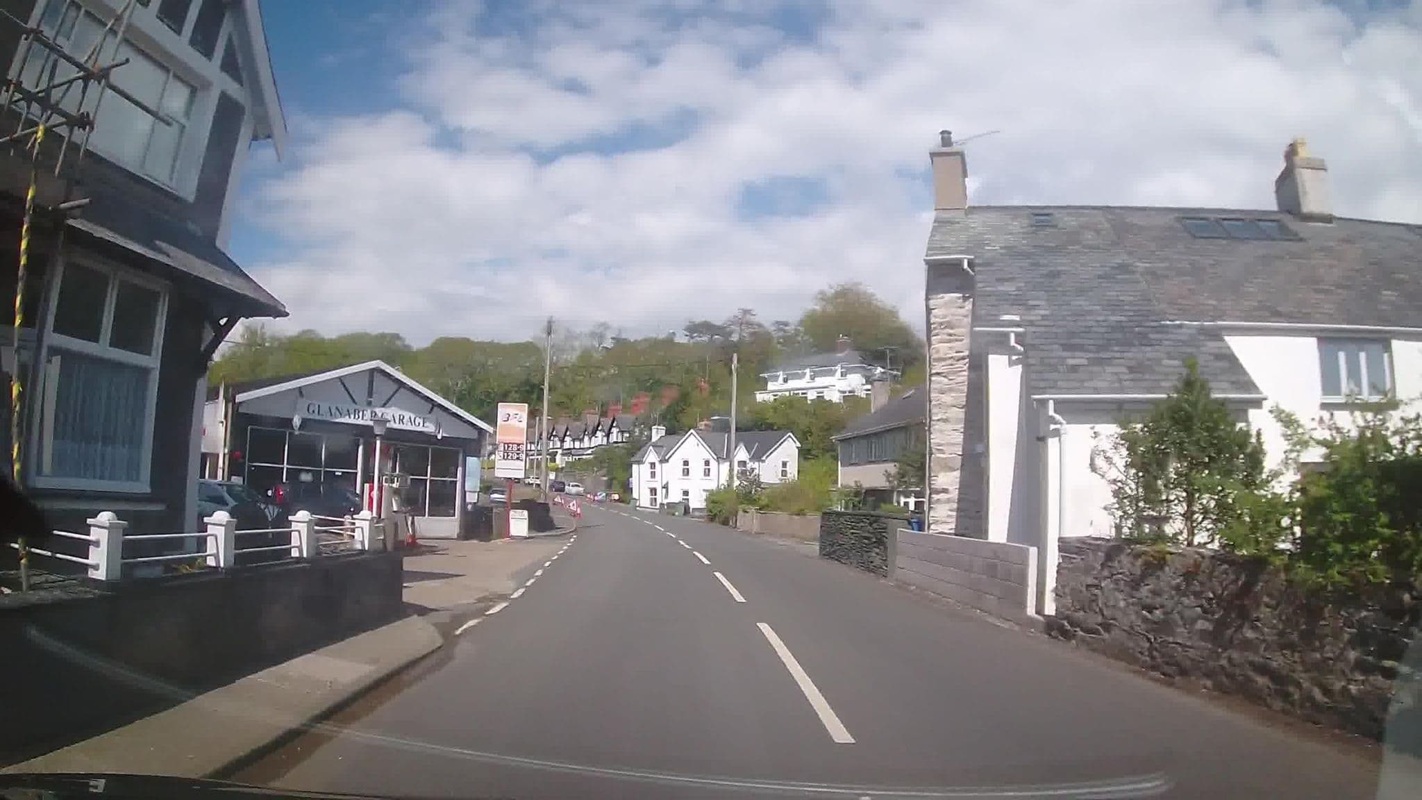 Street view near Borth Dairy, Porthmadog — © trigpoint (CC BY-SA · Mapillary)