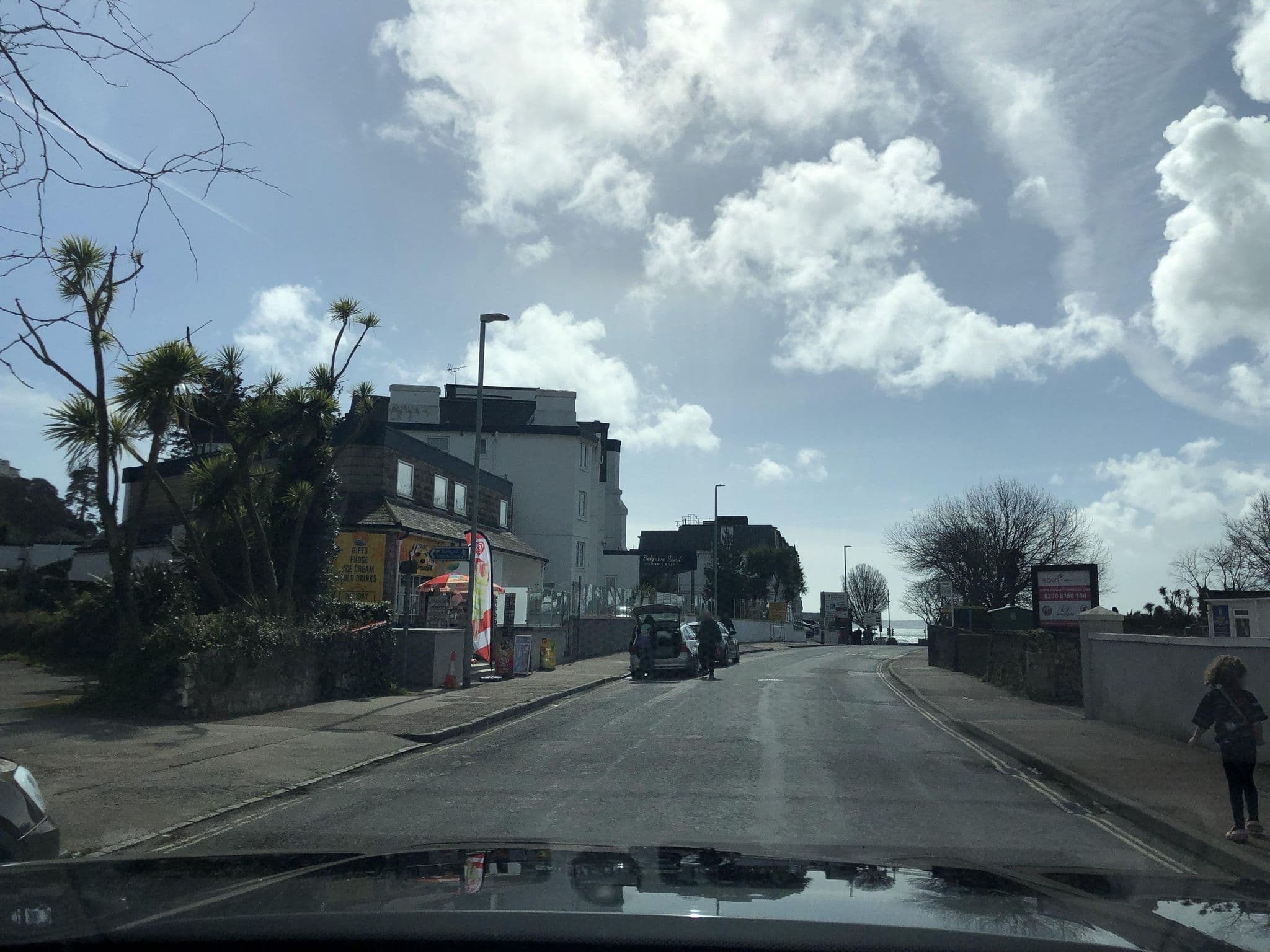 Street view near the belmont, Torquay — © laye (CC BY-SA · Mapillary)