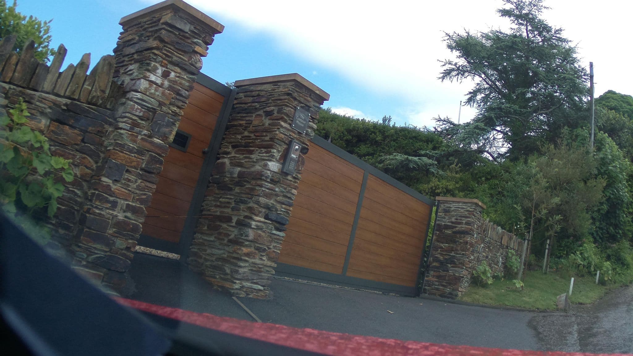Street view near Kingswear Park Club, Dartmouth — © southglos (CC BY-SA · Mapillary)