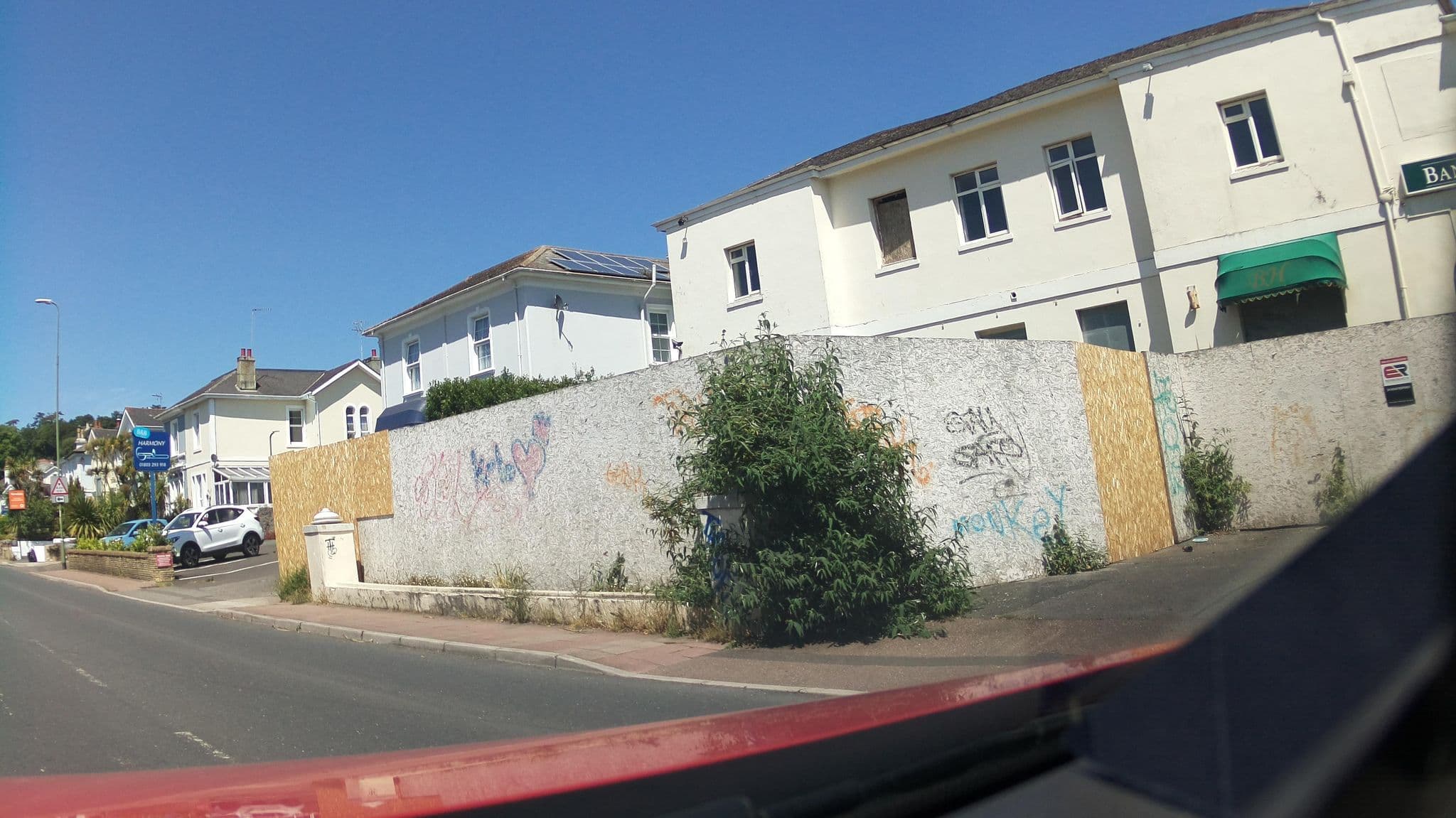 Street view near Brantwood Hotel, Cockington — © southglos (CC BY-SA · Mapillary)