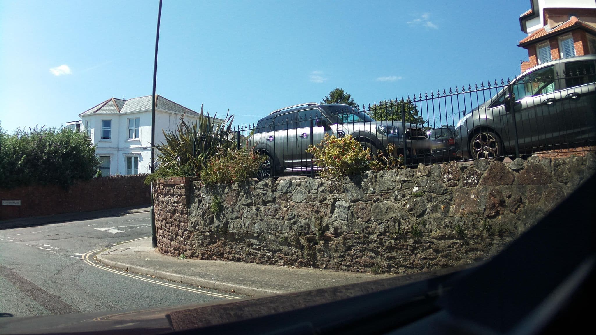 Street view near Cherra Hotel, Paignton — © southglos (CC BY-SA · Mapillary)