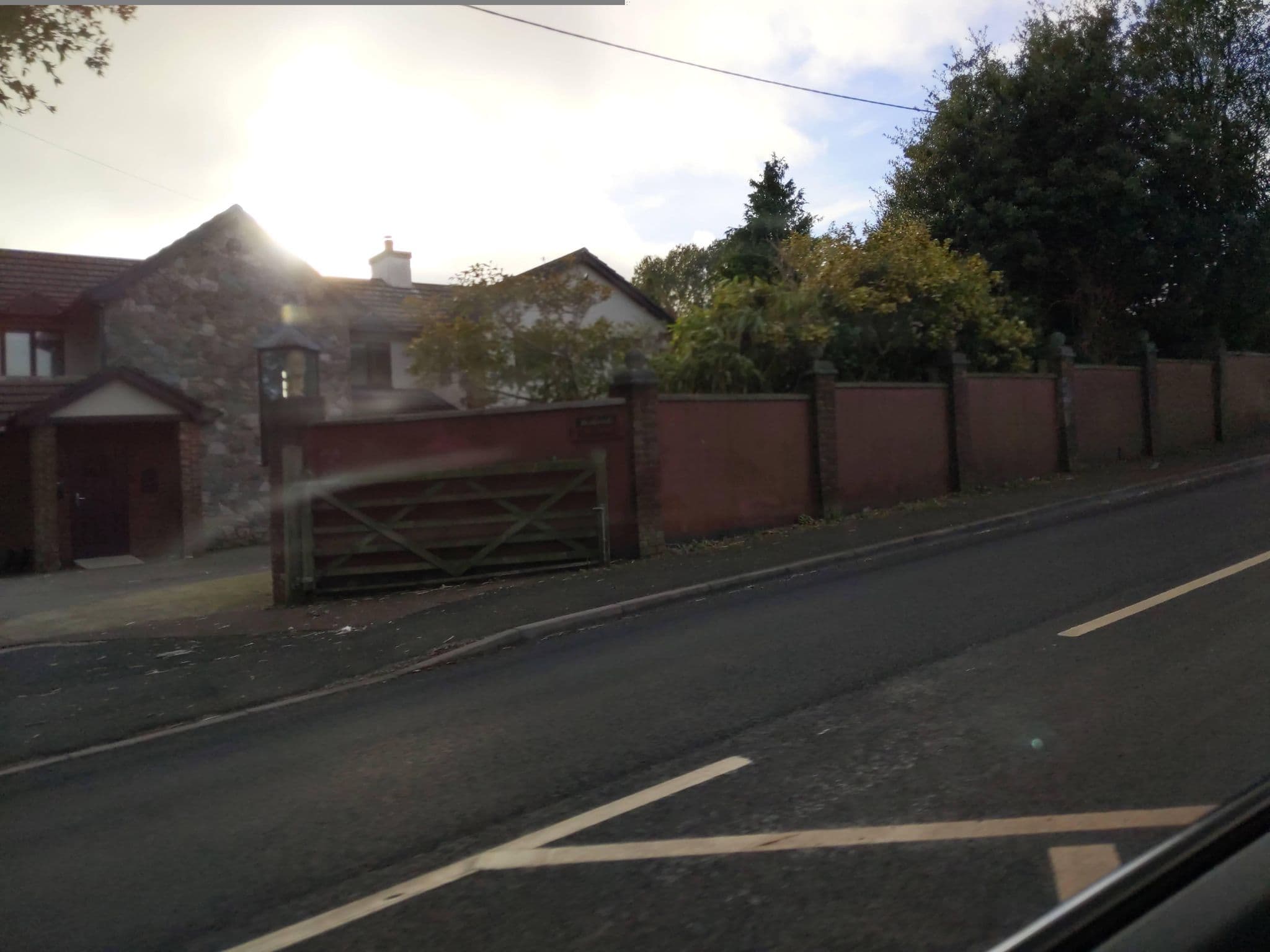 Street view near Devon Hills, Paignton — © WaggyDog (CC BY-SA · Mapillary)