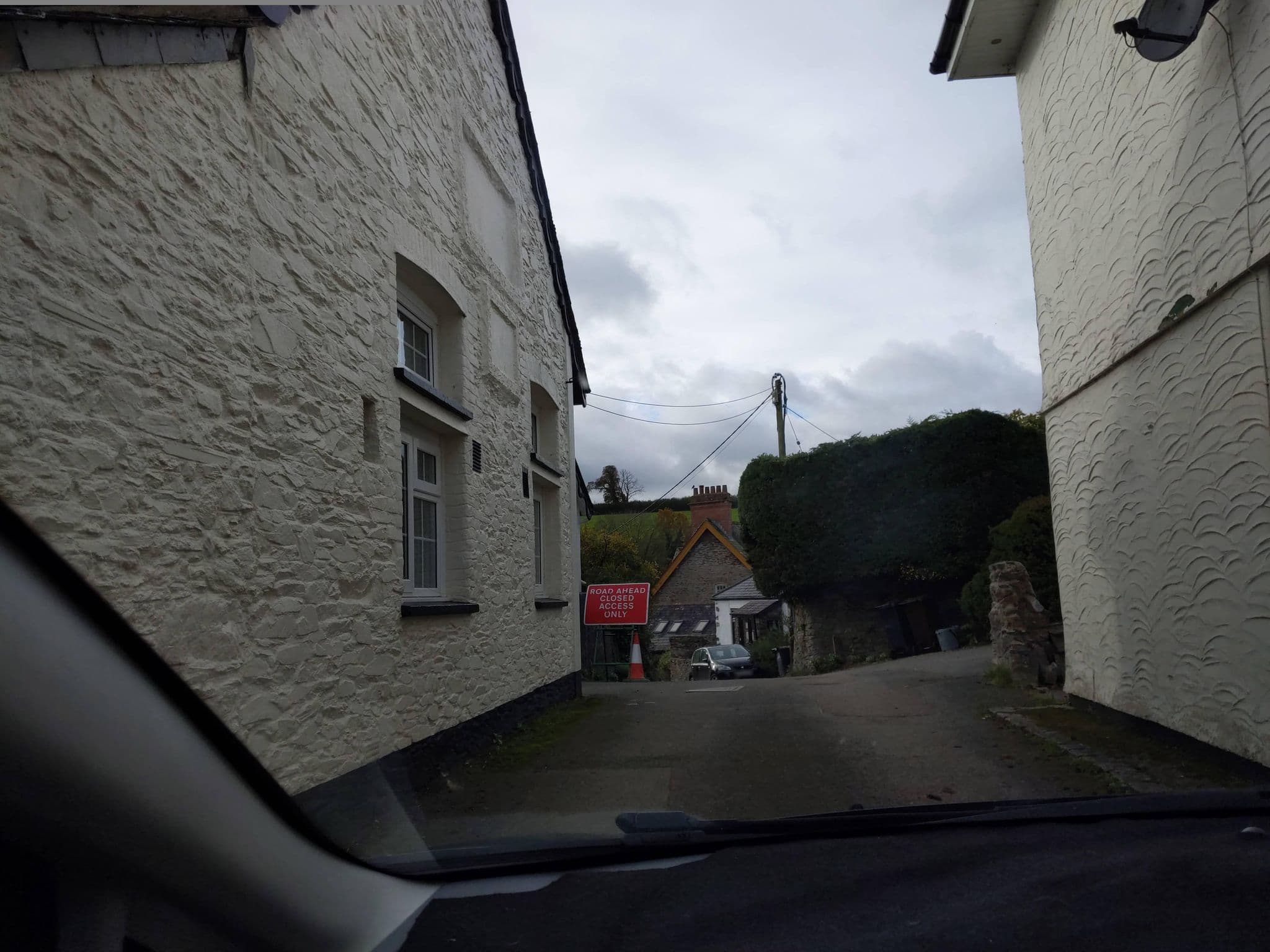 Street view near The Tall House, Totnes — © WaggyDog (CC BY-SA · Mapillary)