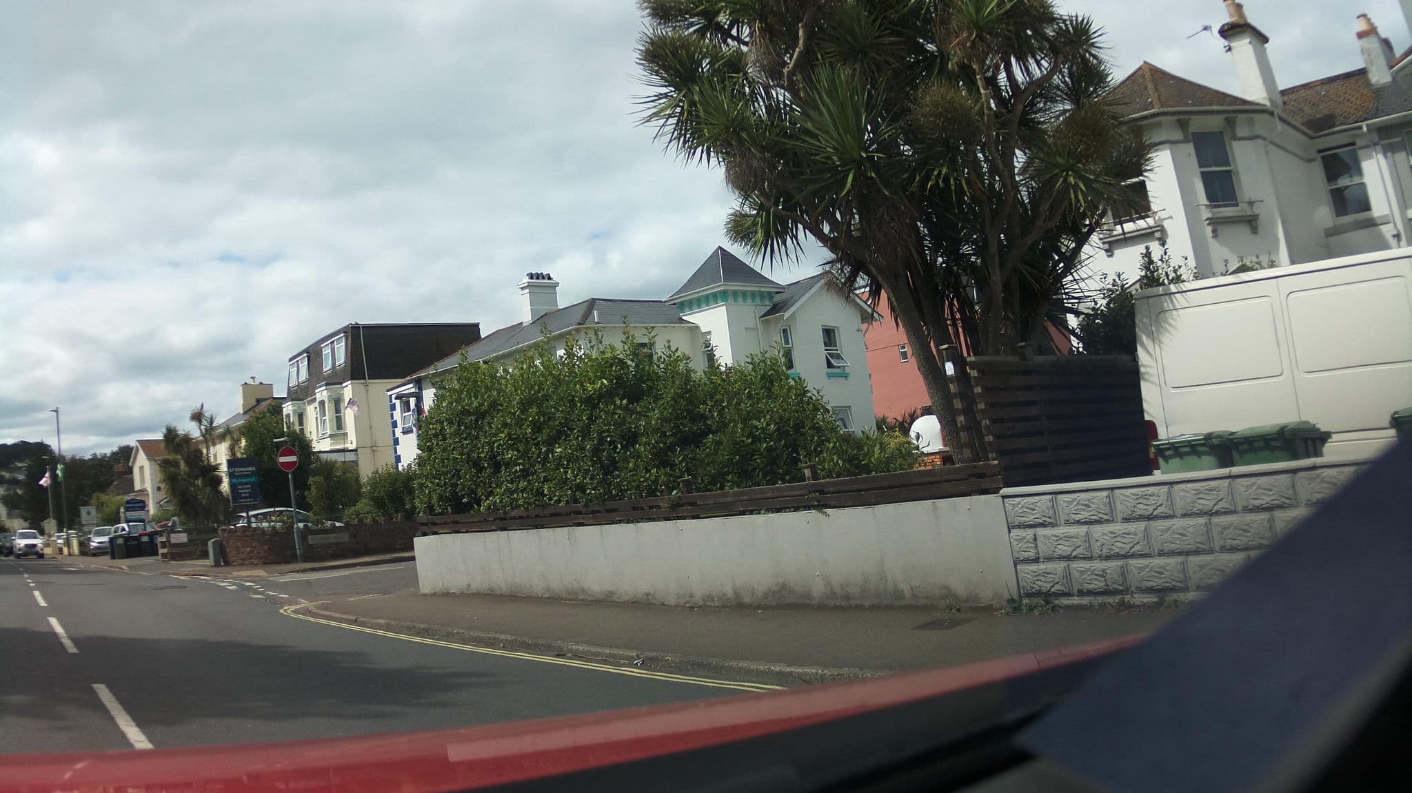 Street view near Harbour Reach Holiday Flats, Paignton — © southglos (CC BY-SA · Mapillary)
