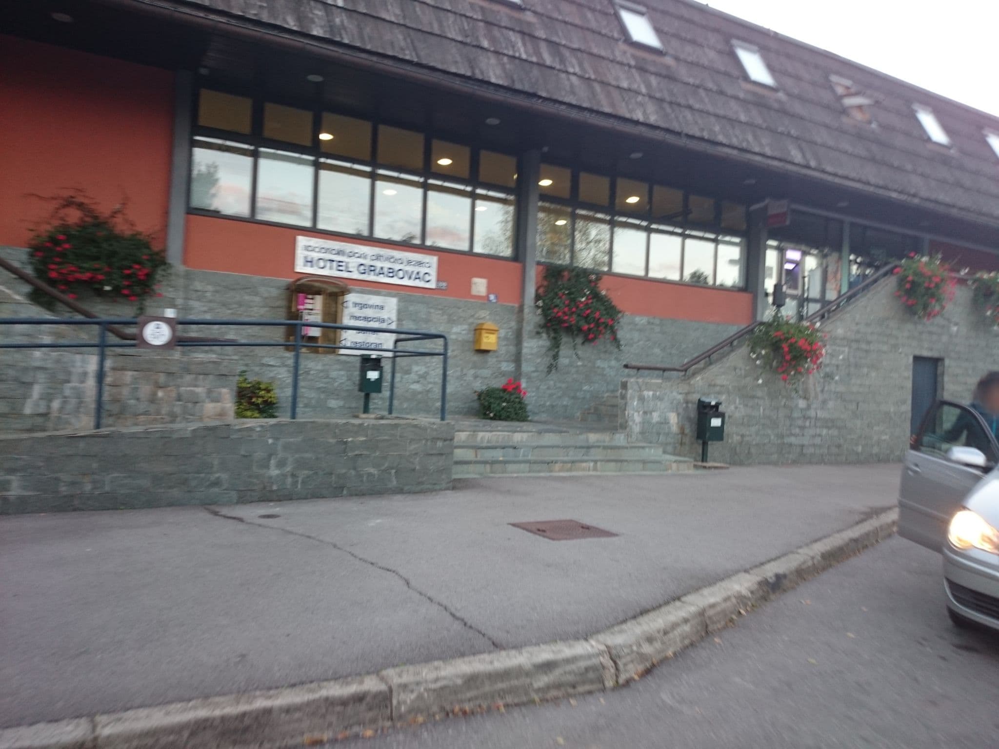 Street view near Hotel Grabovac, Slunj — © ebel (CC BY-SA · Mapillary)
