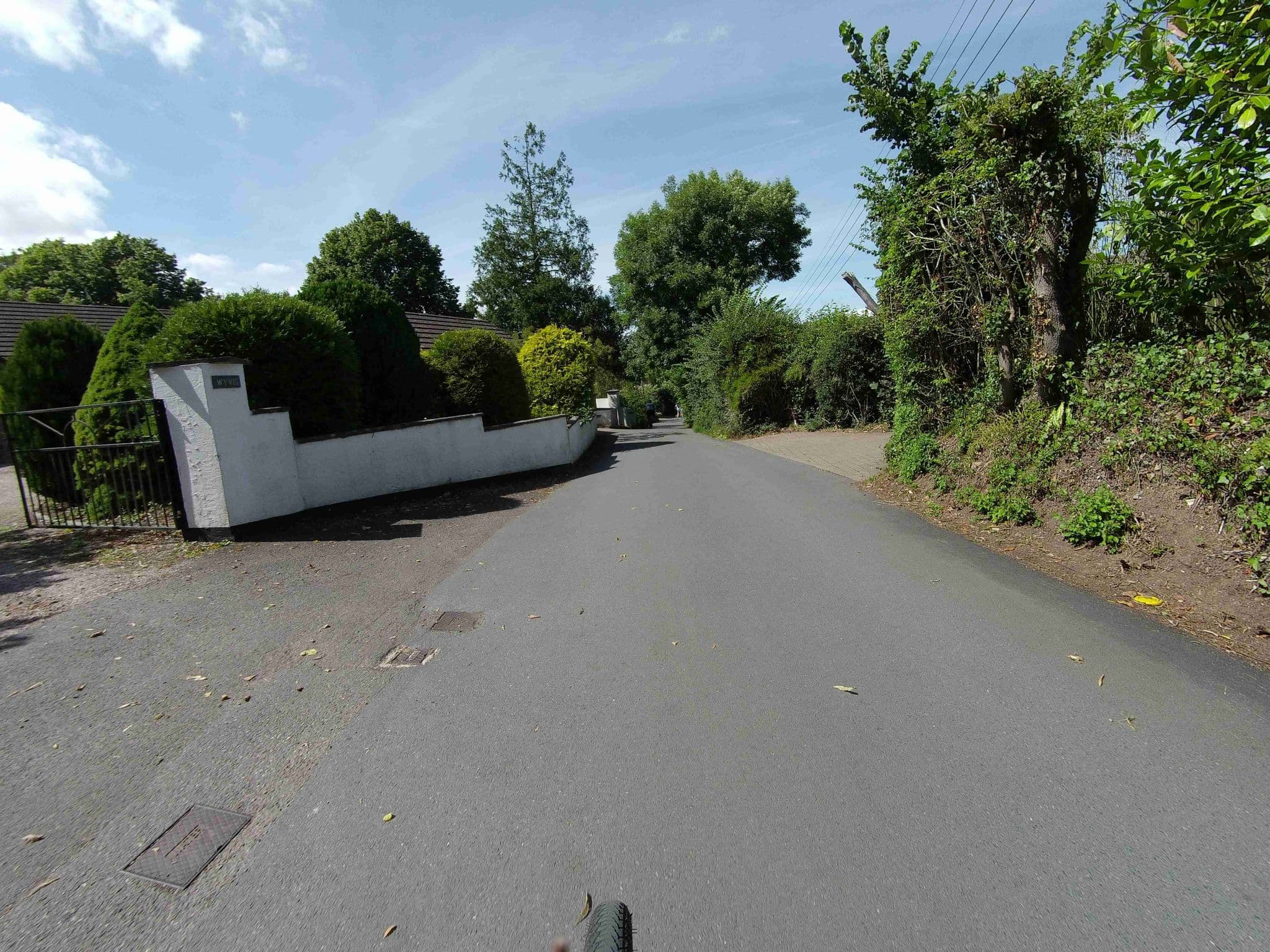 Street view near Riverdown, Topsham — © jasskurn (CC BY-SA · Mapillary)