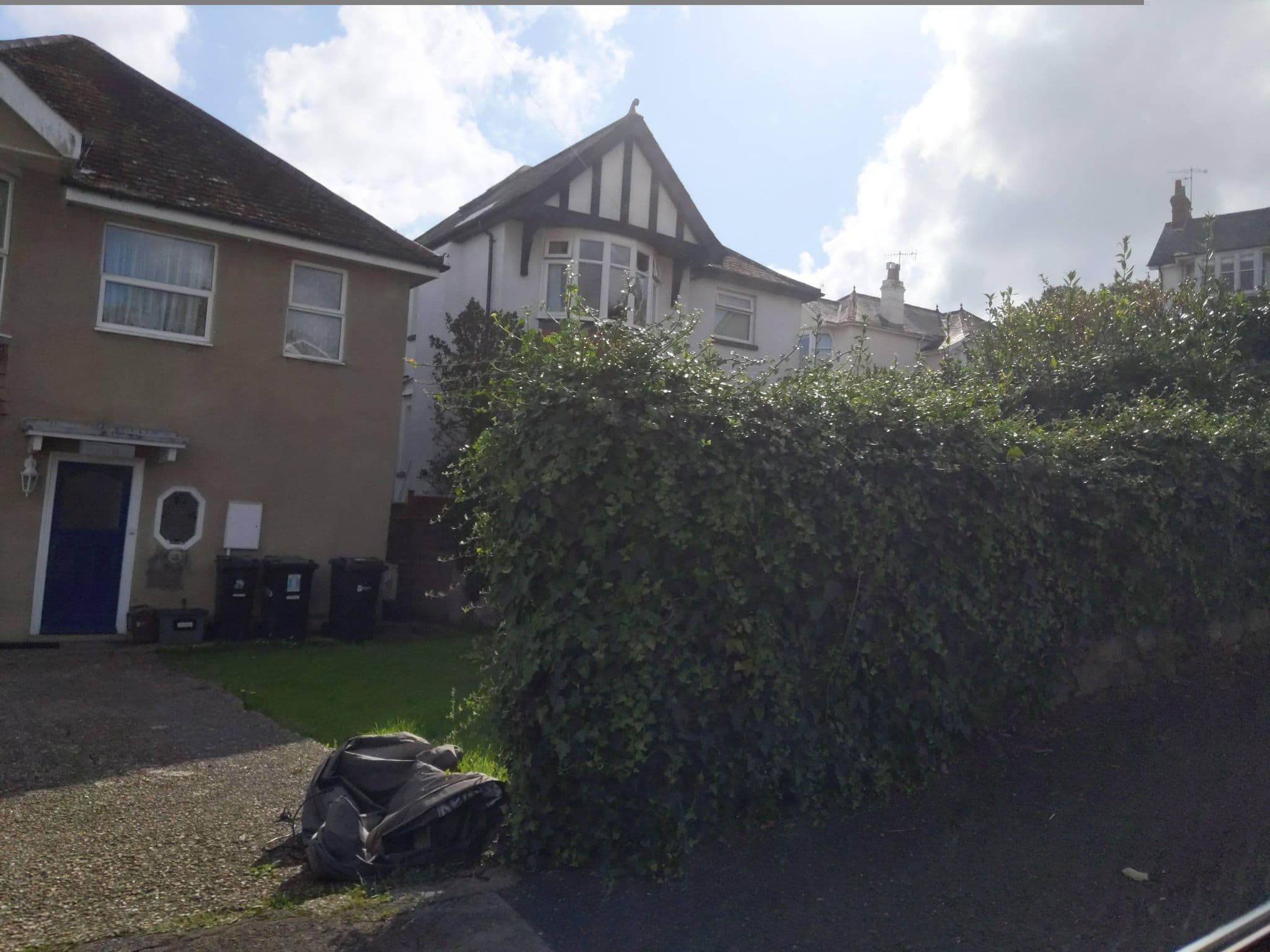Street view near Manaton Guest House, Lyme Regis — © WaggyDog (CC BY-SA · Mapillary)