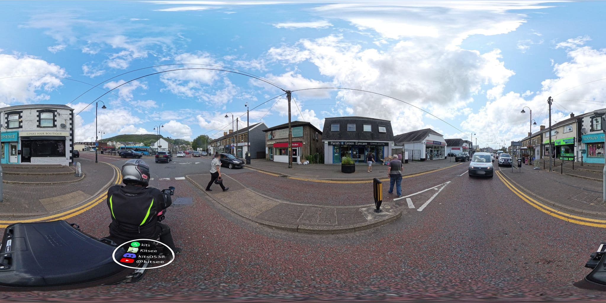 Street view near Fore Corners, Llantrisant — © kits (CC BY-SA · Mapillary)