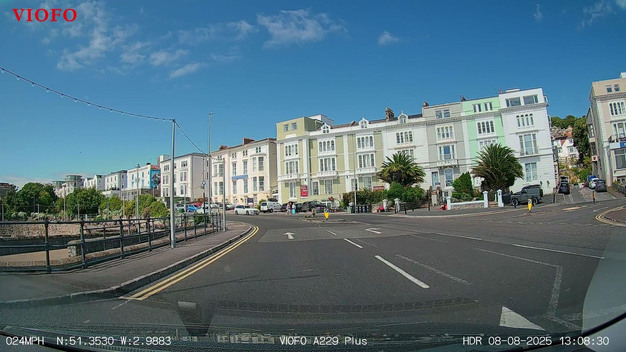 Street view near New Ocean Hotel, Weston-super-Mare — © RyanBush (CC BY-SA · Mapillary)